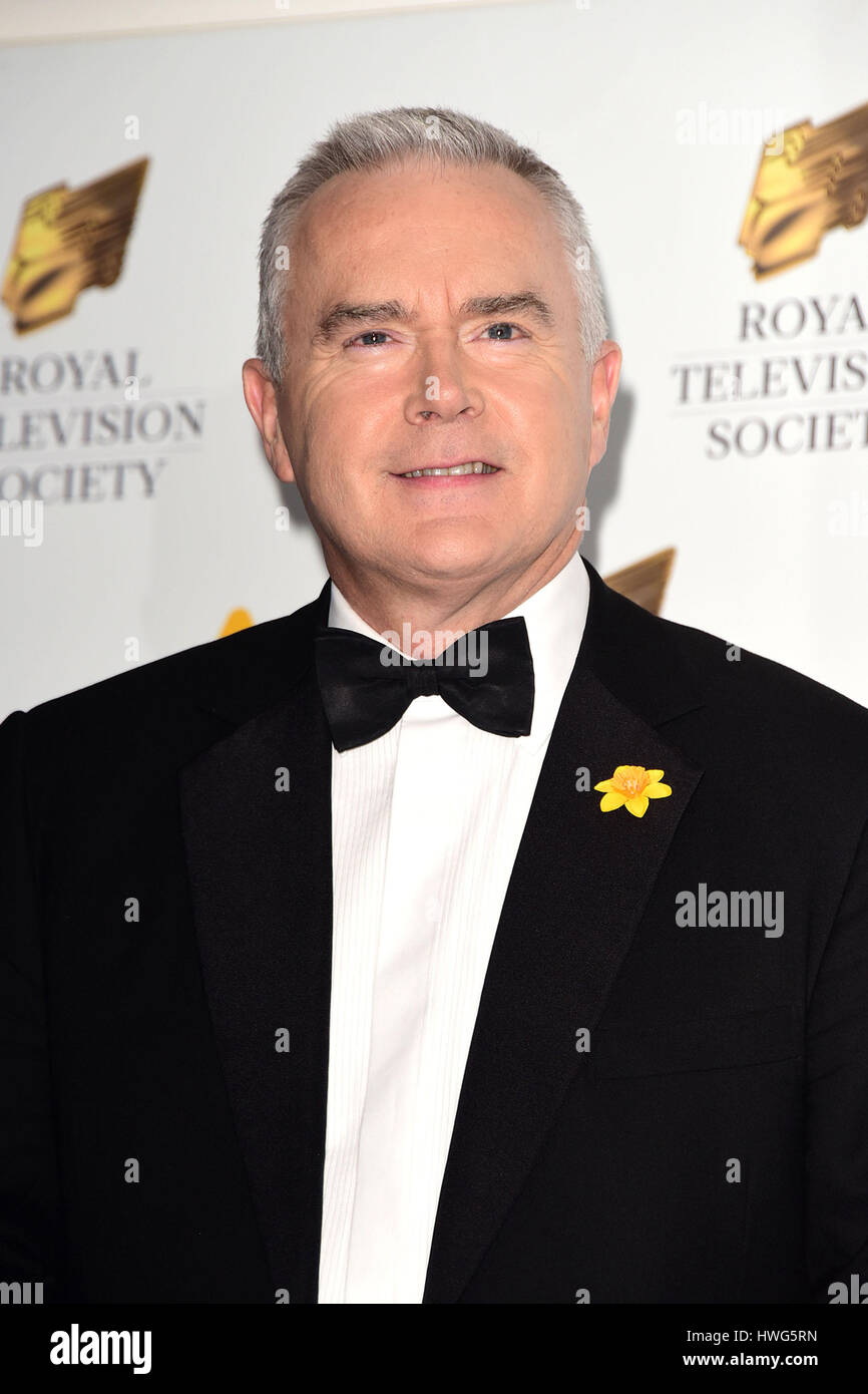 London, UK. 21. März 2017. Huw Edwards an der RTS-Programm AWARDS im Grosvenor House Hotel Park Lane London Dienstag, 21. März 2017. Bildnachweis: Peter Phillips/Alamy Live-Nachrichten Stockfoto