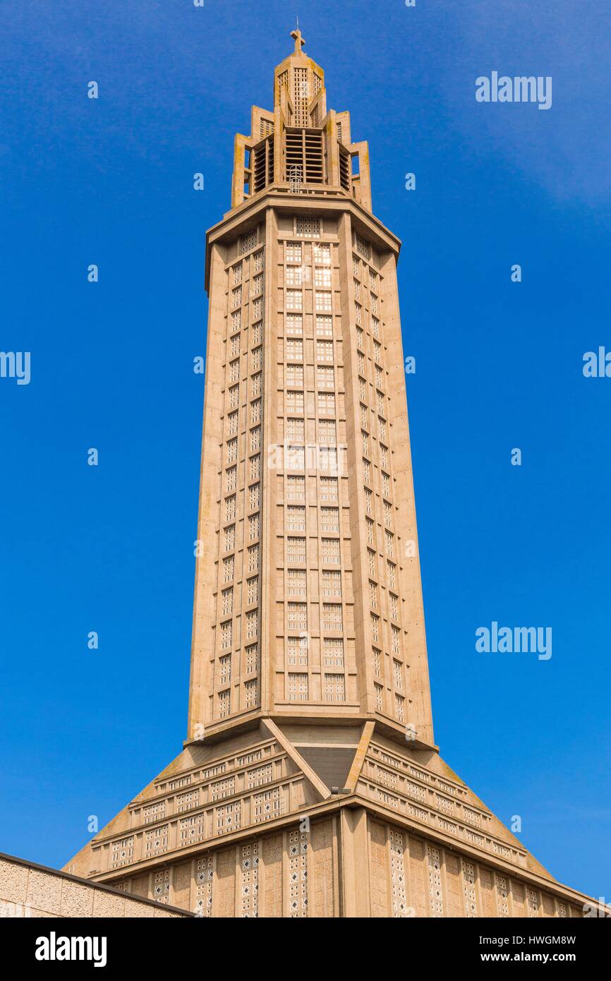 Frankreich, Seine Maritime, Le Havre, Innenstadt zum Weltkulturerbe der UNESCO, Kirche des Heiligen Joseph von Auguste Perret entworfen und 1957 eingeweiht, Glockenturm Stockfoto
