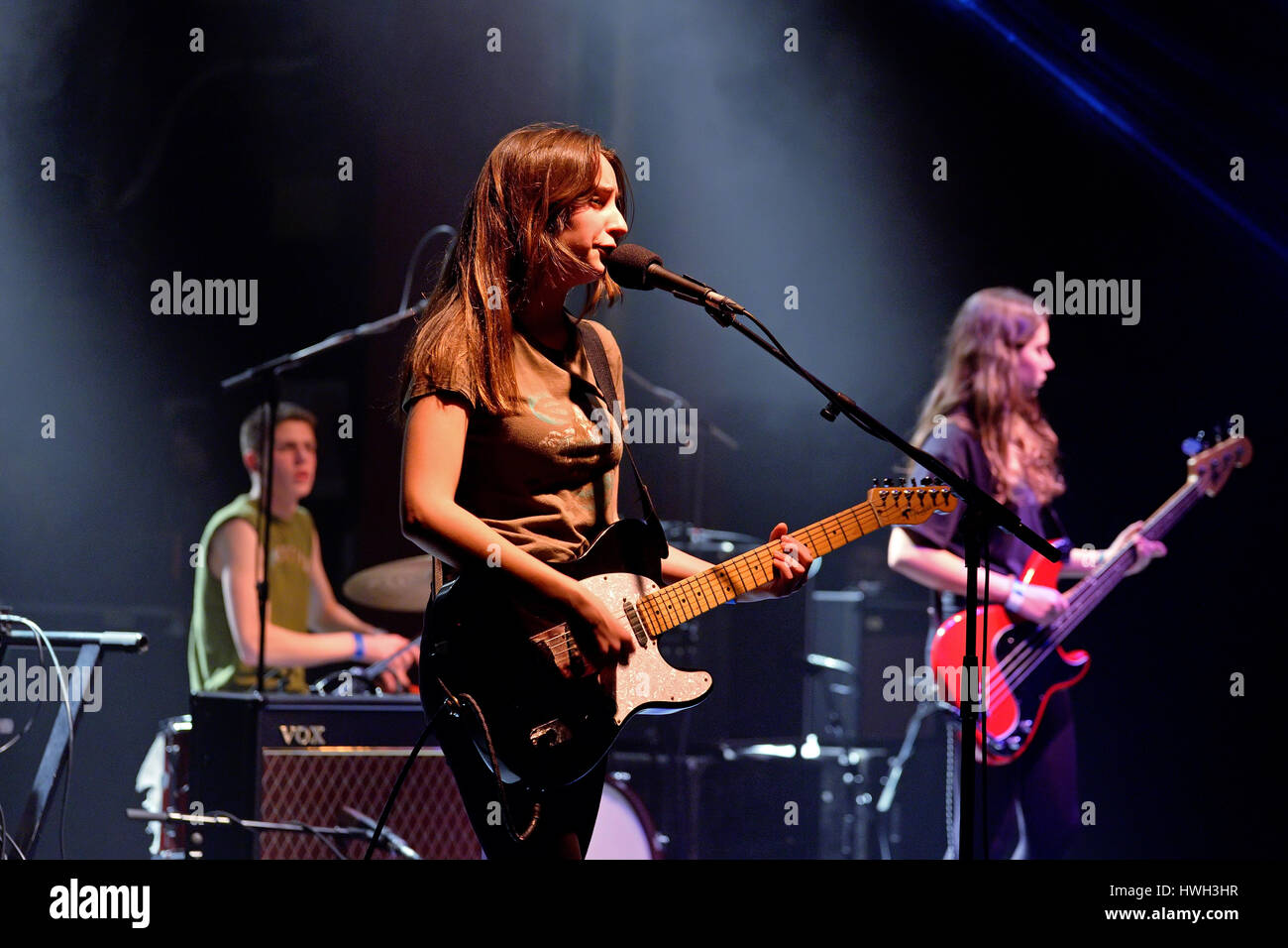 BARCELONA - 8 FEB: Trauern (Band) führt auf Apolo Veranstaltungsort am 8. Februar 2015 in Barcelona, Spanien. Stockfoto