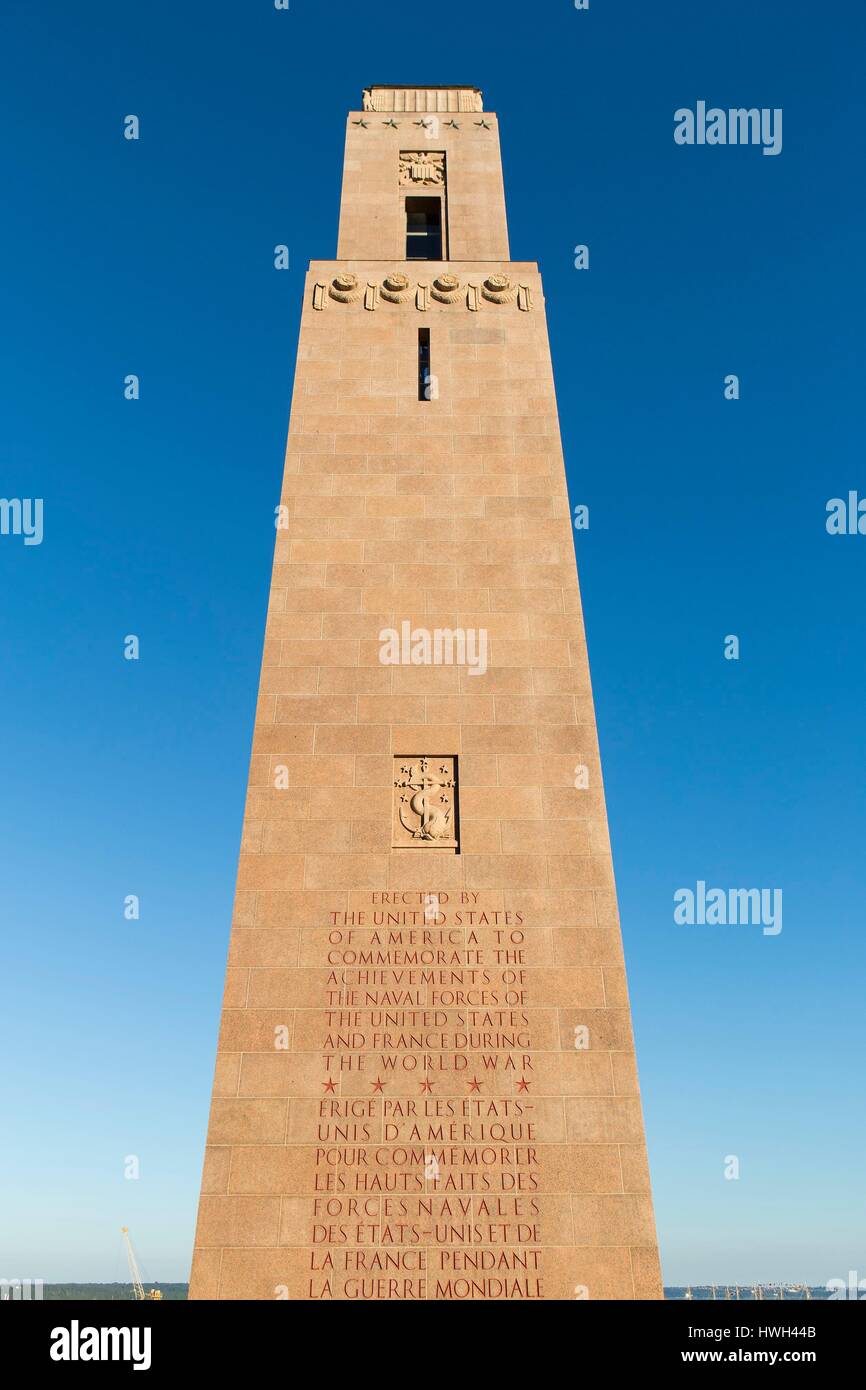 Frankreich, Finistere, Brest, die Naval Denkmal auch genannt das Rosa Turm (Tour Rose) ist ein kriegerdenkmal errichtet auf Cour Dajot nach dem Ersten Weltkrieg 1927 von der American Battle Monuments Kommission an den einladend der amerikanischen Seestreitkräfte während des Ersten Weltkriegs feiern Stockfoto