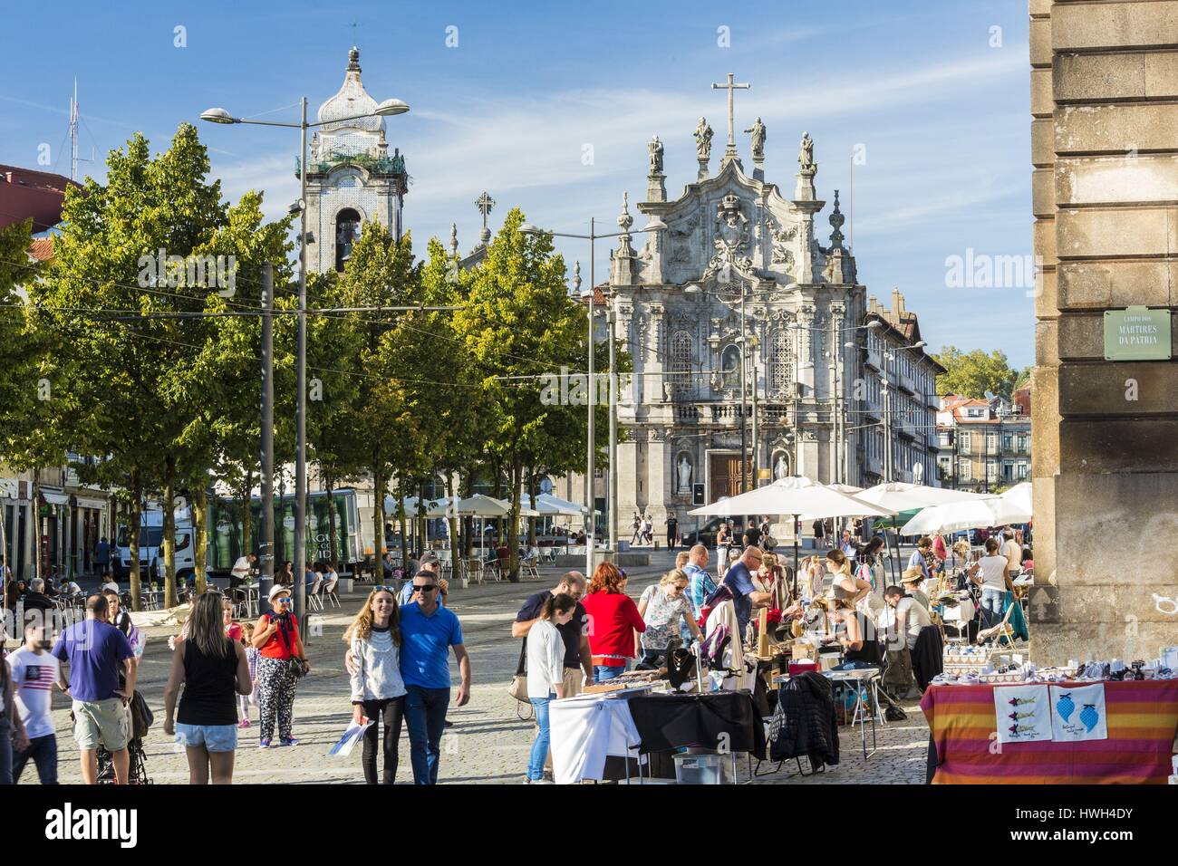 Portugal, Region Nord, Porto, das historische Zentrum klassifiziert, Weltkulturerbe der UNESCO, Parada Leitao, Markt vor der Kirche von Terceiros do Carmo in das Ende des 18. Jahrhunderts erbaut nach den Plänen des Architekten Jose Figueiro Seixas Stockfoto