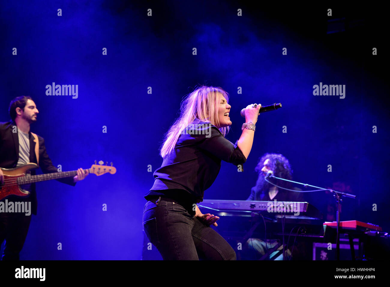 BARCELONA - 28 FEB: Amaia Montero (Künstler) Konzert in Barts Stadium am 28. Februar 2015 in Barcelona, Spanien. Stockfoto
