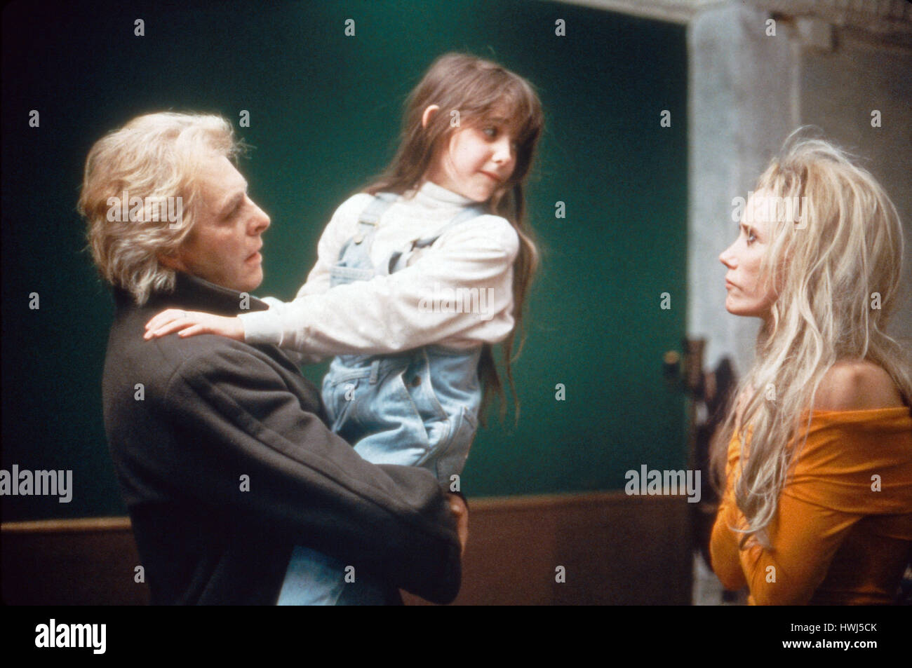 high-stakes-aka-death-strip-usa-1989-regie-amos-kollek-monia-richard-lynch-sarah-michelle-gellar-mitte-sally-kirkland-hwj5ck.jpg