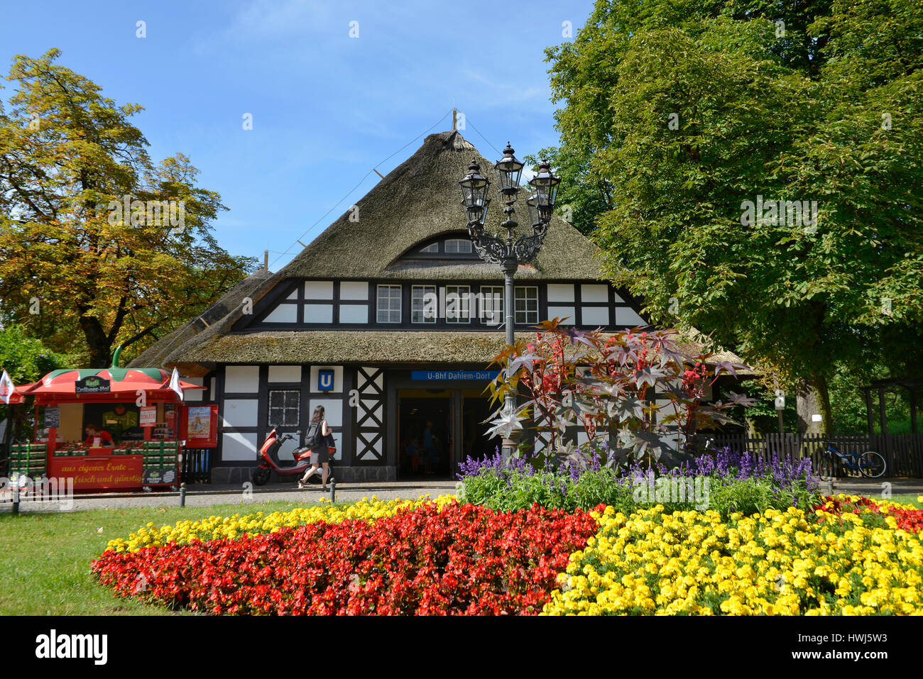 U-Bahnhof Dahlem Dorf, Koenigin-Luise-Straße, Dahlem, Steglitz-Zehlendorf, Berlin, Deutschland Stockfoto