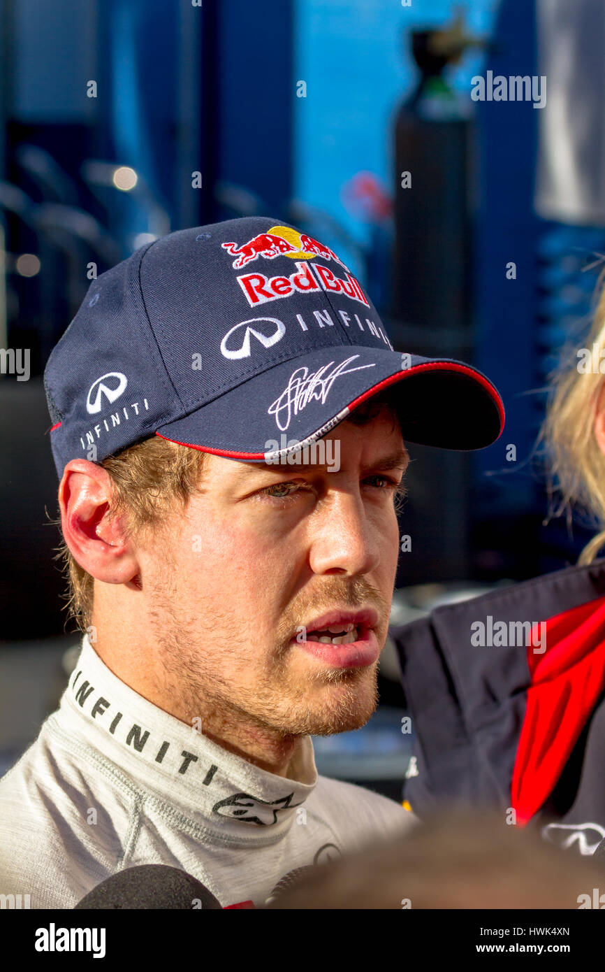 JEREZ DE LA FRONTERA, Spanien – FEB 07: Sebastian Vettel von Red Bull  Formel 1 Besuch in den Medien nach der Trainingseinheit am 7. Februar 2013,  in Jer Stockfotografie - Alamy