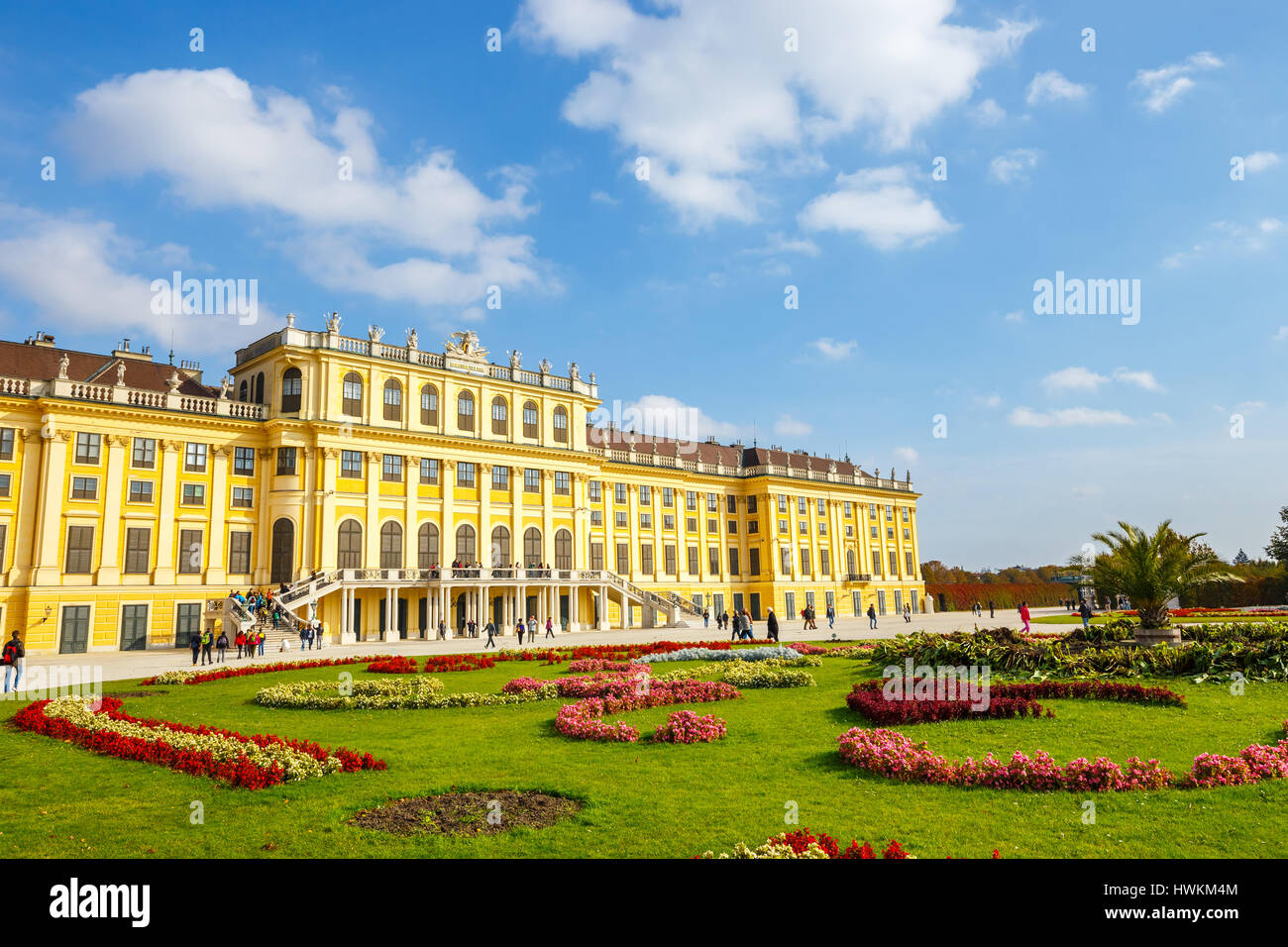 Wien, 14. Oktober 2016: Schloss Schönbrunn in Wien. Barocke Palast ist die ehemalige kaiserliche Sommerresidenz befindet sich in Wien, Österreich Stockfoto