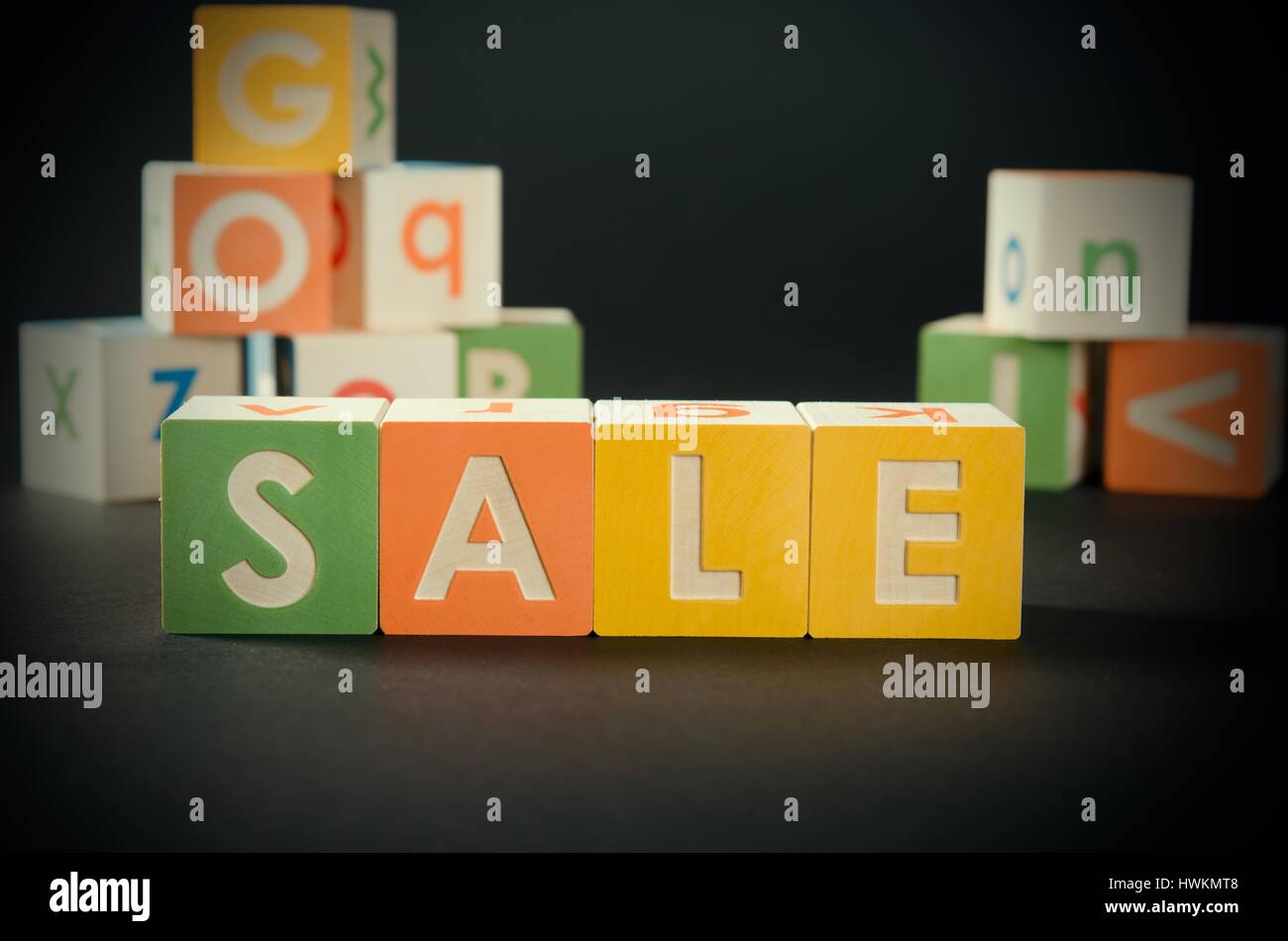 Verkauf-Wort mit bunten Blöcken. Verkauf-Bonus-Verkäufer kaufen Block-Business-Konzept Stockfoto