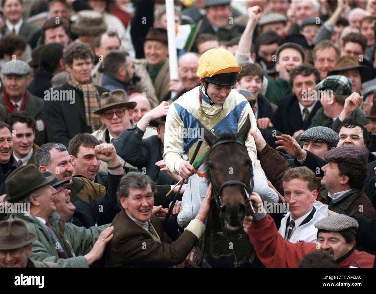 C O DWYER am kaiserlichen Anruf CHELTENHAM FESTIVAL Tag 3 14 März 1996 Stockfoto