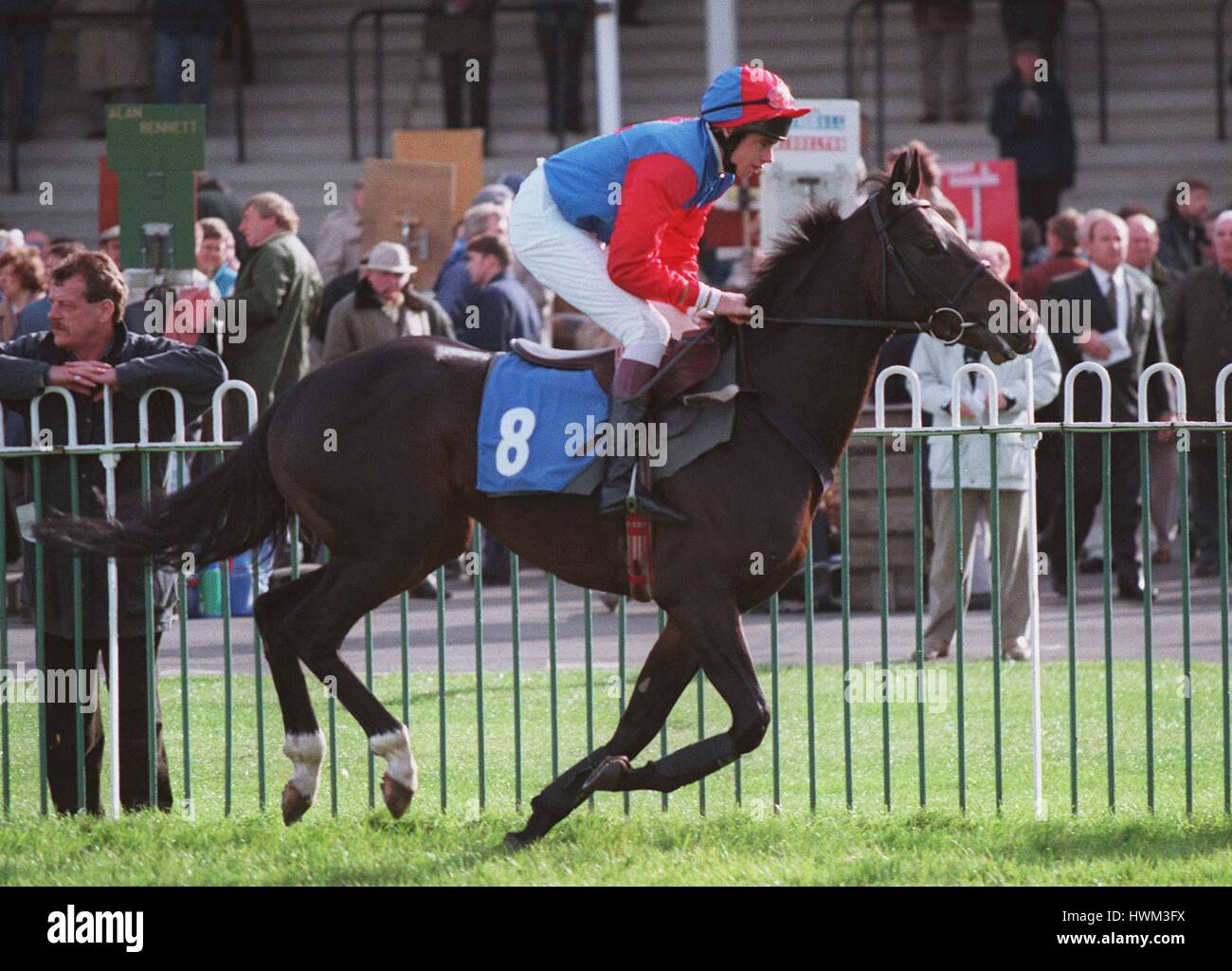 Globus-RUNNER GERITTEN von A.ROCHE 17. Oktober 1996 Stockfoto