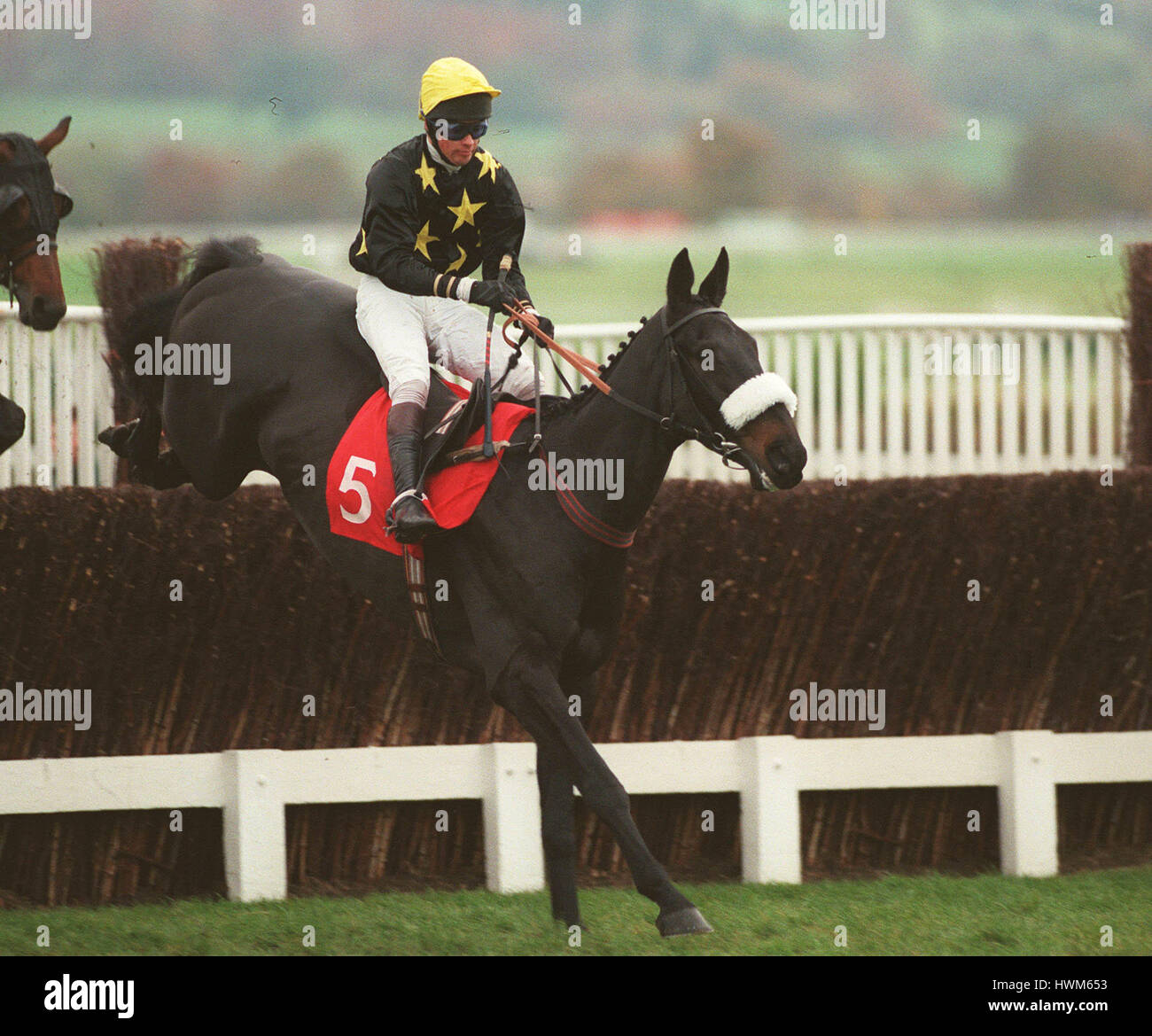 STARKE Vorsitzender GERITTEN von TIMOTHY MURPHY 18. November 1997 Stockfoto