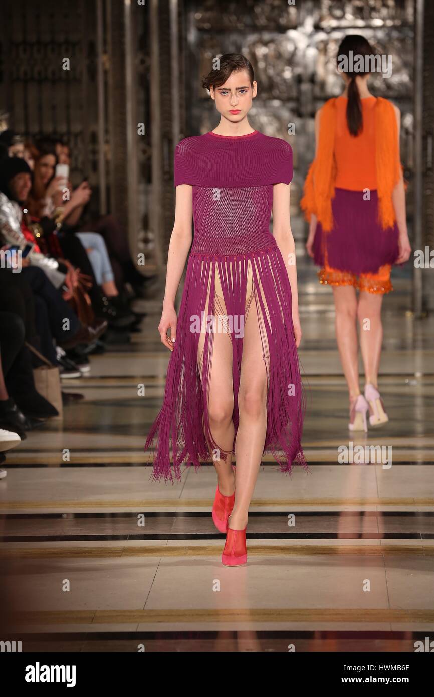 London Fashion Week, Fashion Scout Feb 2017 Catwalk.... fash Stockfoto