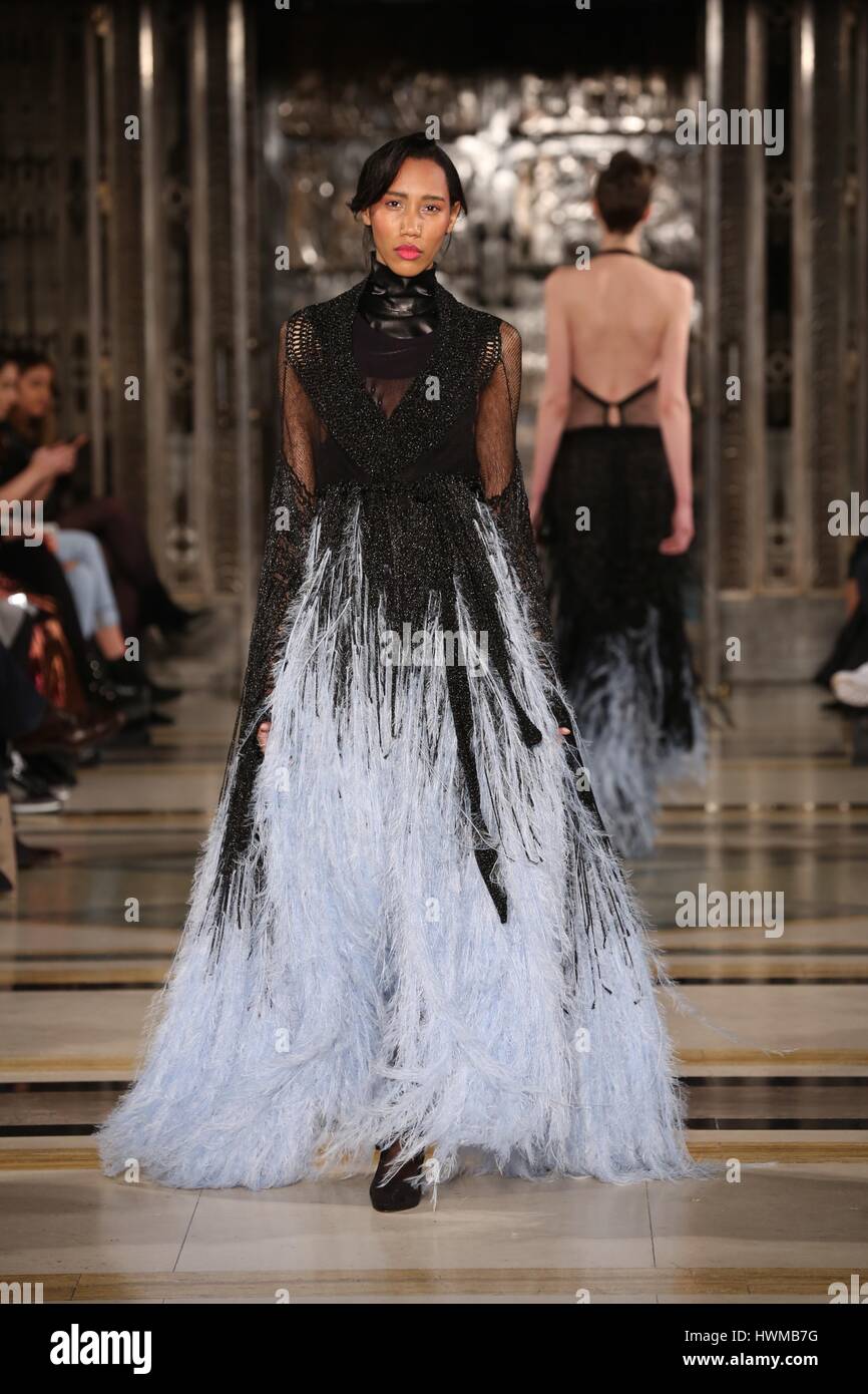 London Fashion Week, Fashion Scout Feb 2017 Catwalk.... fash Stockfoto