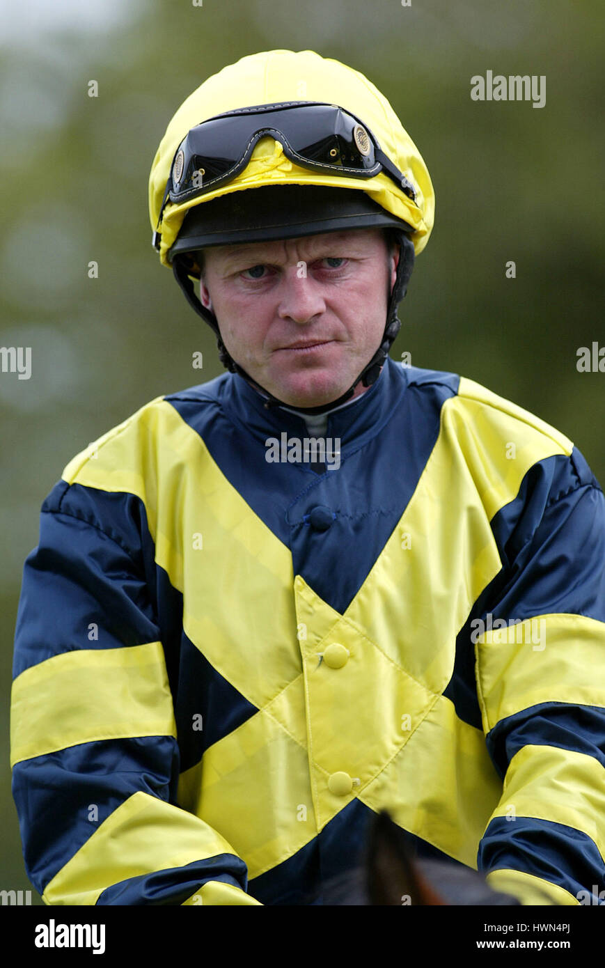 GARY CARTER JOCKEY BEVERLEY RACECOURSE BEVERLEY 21. Mai 2002 Stockfoto