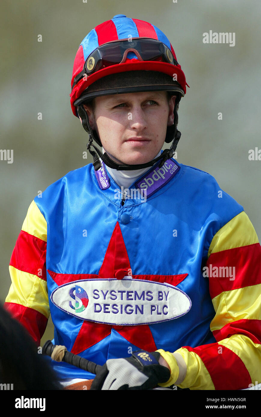 RICHARD See JOCKEY SOUTHWELL RACECOURSE SOUTHWELL 12. April 2002 Stockfoto