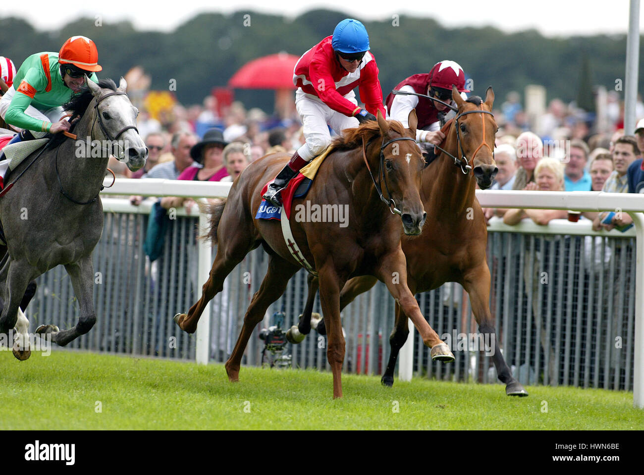 Russische Rhythmus GERITTEN von K.FALLON YORK Rennen YORK 22. August 2002 Stockfoto