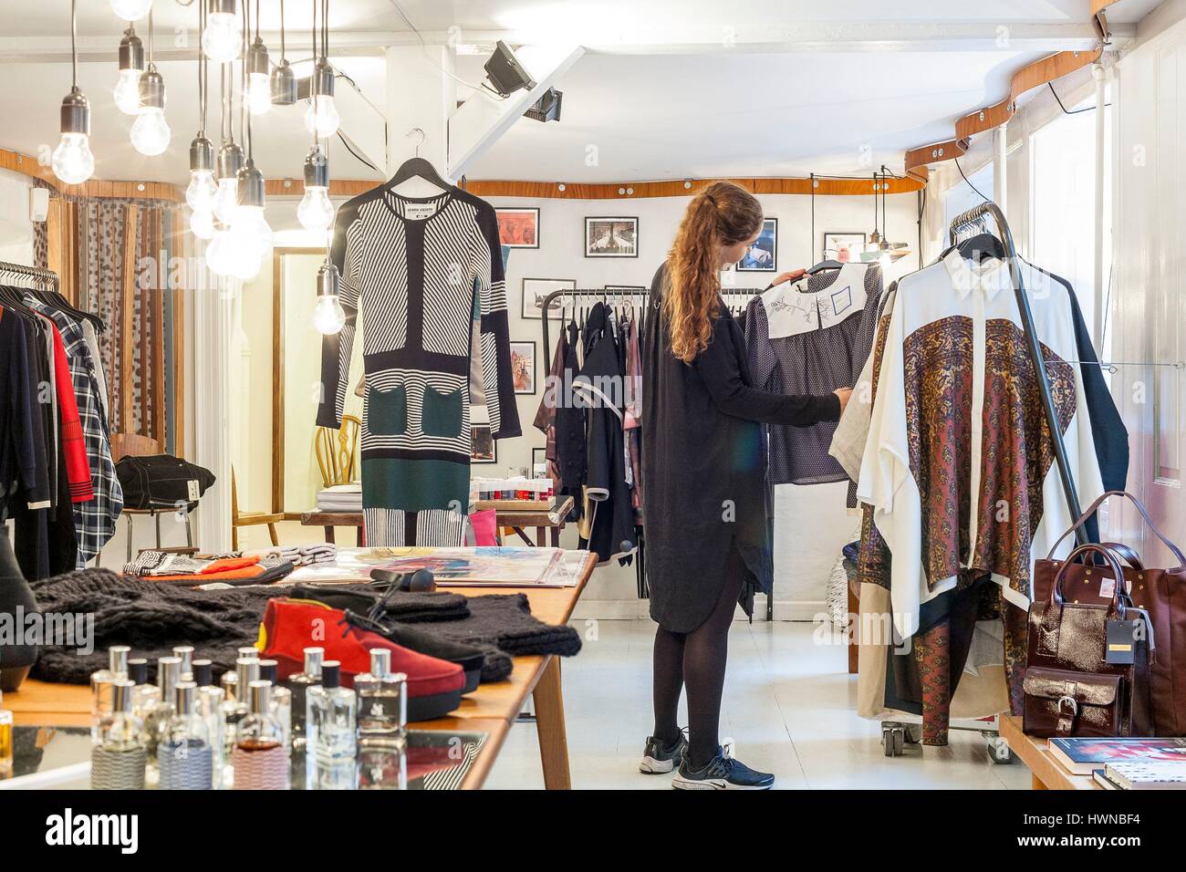 Dänemark, Seeland, Kopenhagen, Modeboutique des dänischen Designers Henrik Vibskov Stockfoto