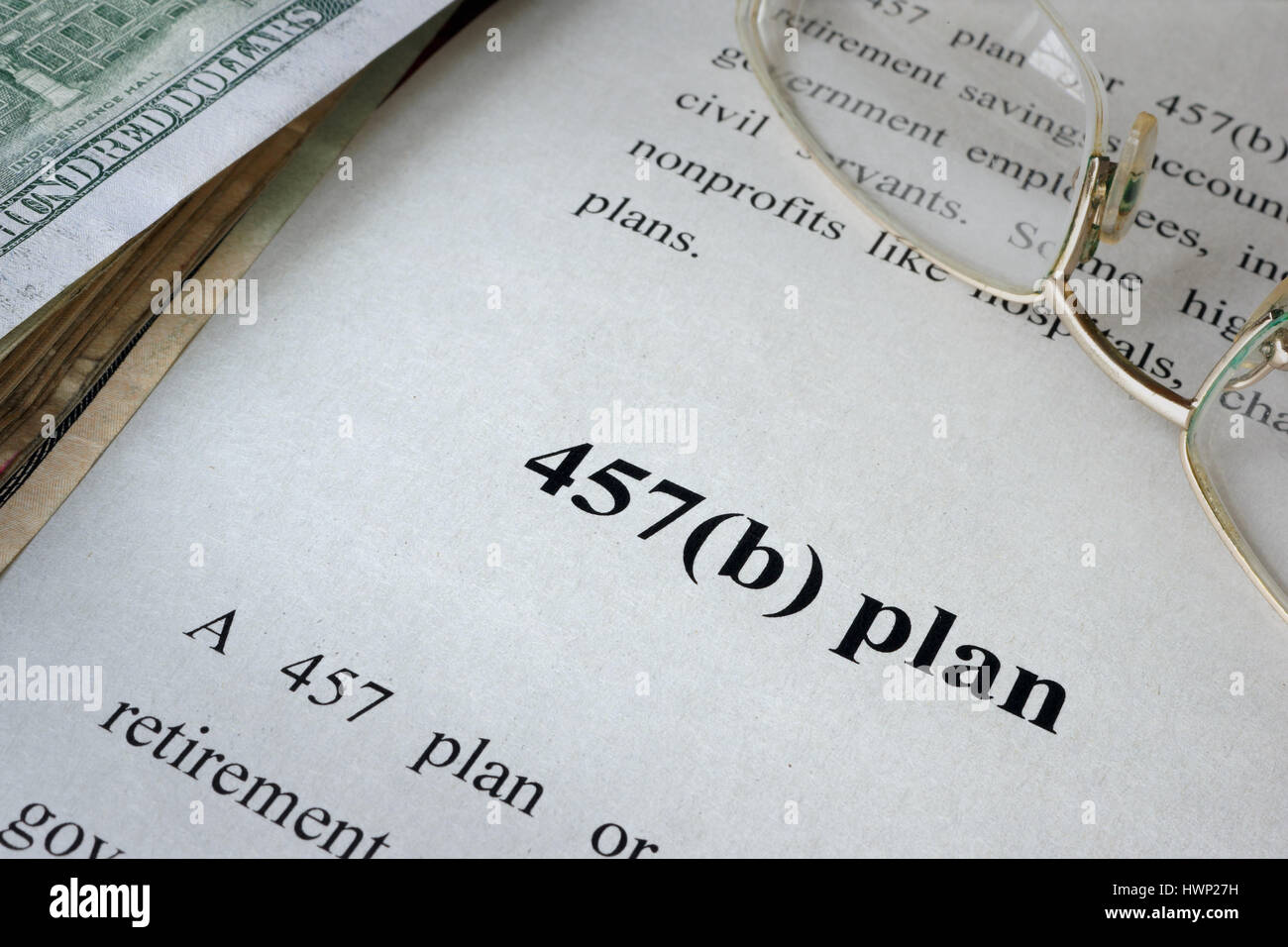 457(b) Plan in ein Dokument geschrieben. Stockfoto 457(b) Plan in ein Dokument geschrieben. Stockfoto