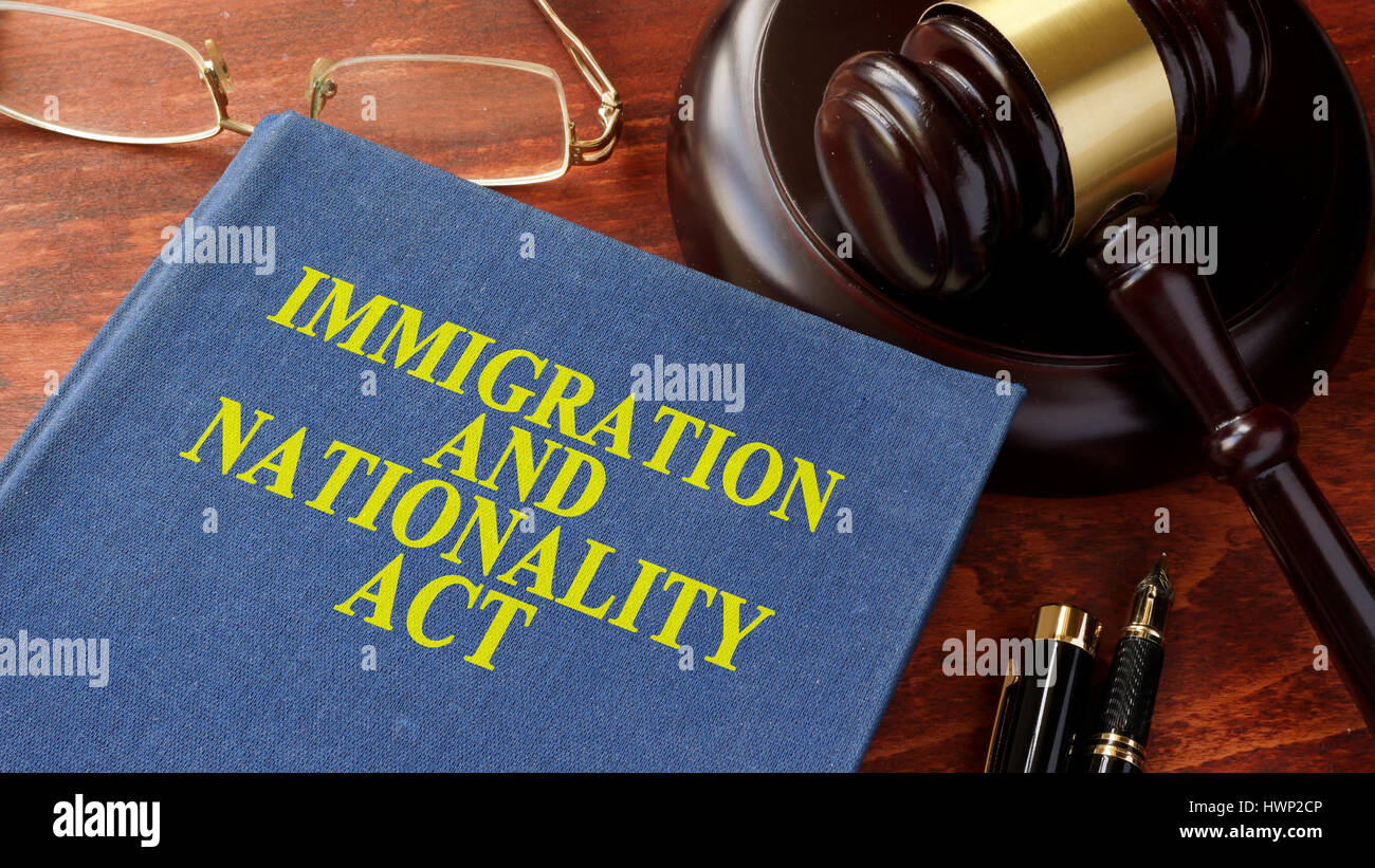 Buch mit Titel Einwanderung und Staatsangehörigkeitsgesetz (INA). Stockfoto