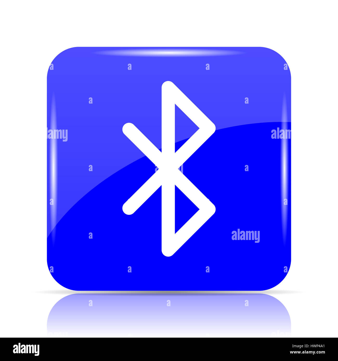 Bluetooth-Symbol, blaue Website Taste auf weißem Hintergrund. Stockfoto