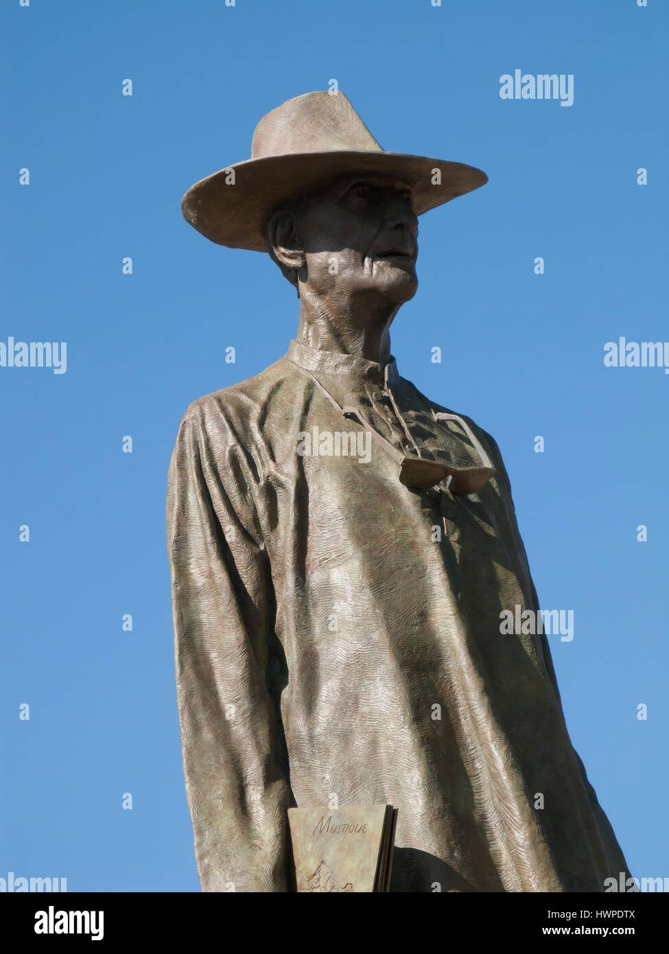 Statue von Colin Tennant, 3. Baron Glennconor von Philip Jackson CVO DL MA FRBS auf Mustique Island Stockfoto