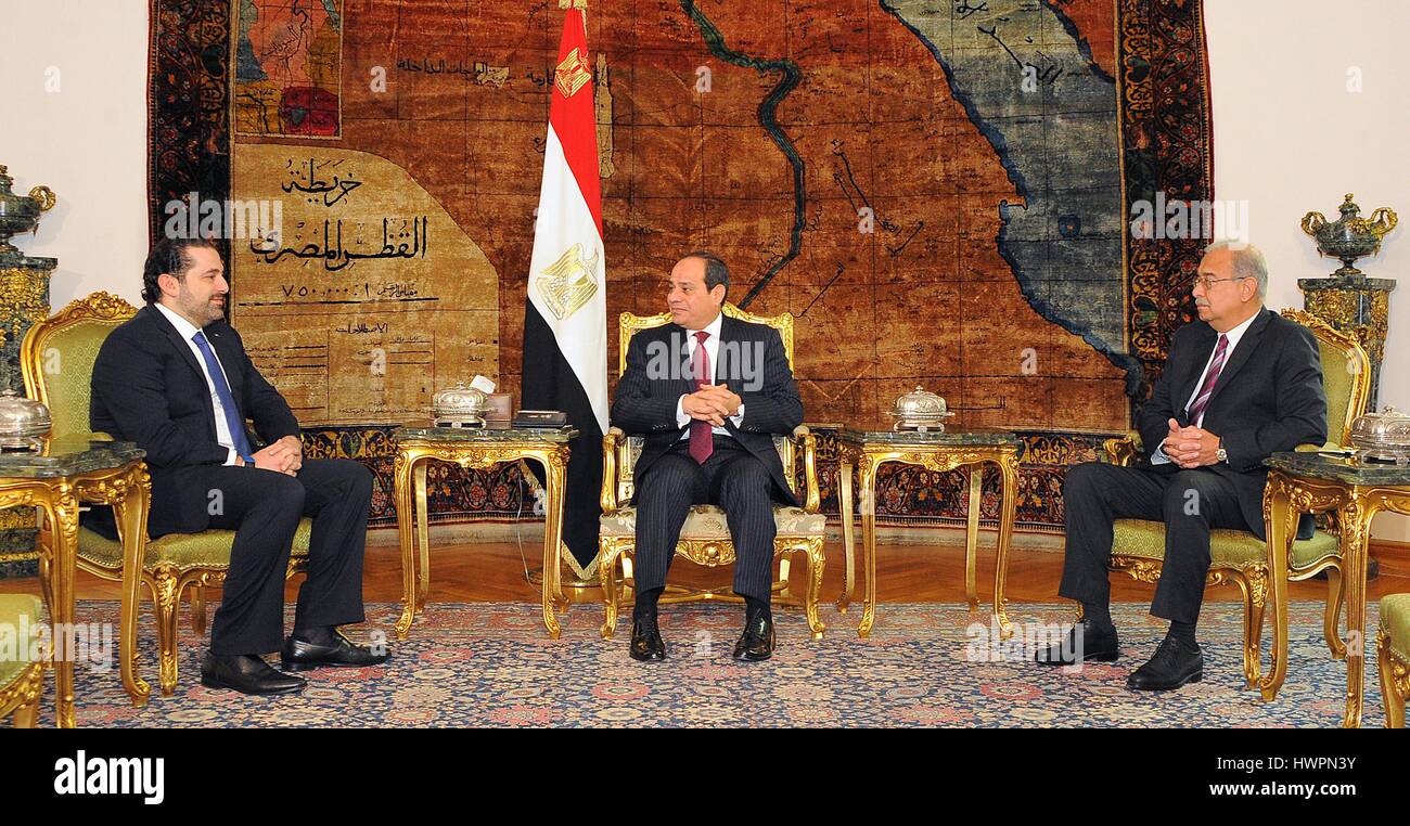 Kairo, Ägypten. 22. März 2017. Der ägyptische Präsident Abdel Fattah al-Sisi trifft mit libanesische Ministerpräsident Saad Harir, im Präsidentenpalast in Kairo, Ägypten, am 22. März 2017 Credit: ägyptische Präsident Büro/APA Bilder/ZUMA Draht/Alamy Live News Stockfoto