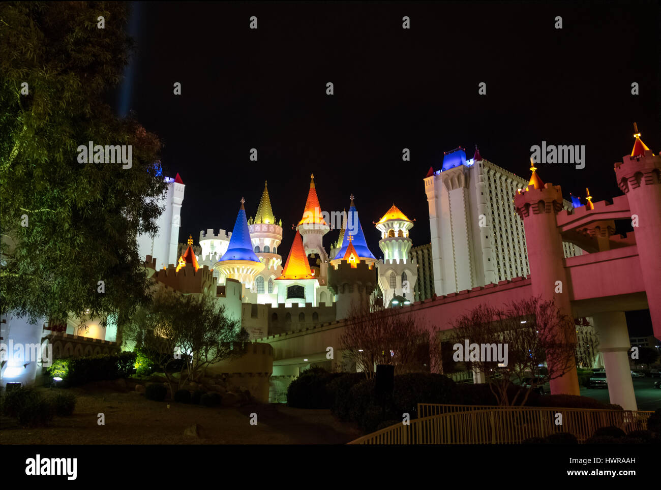 Excalibur Hotel &amp; Casino in der Nacht - Las Vegas, Nevada, USA Stockfoto