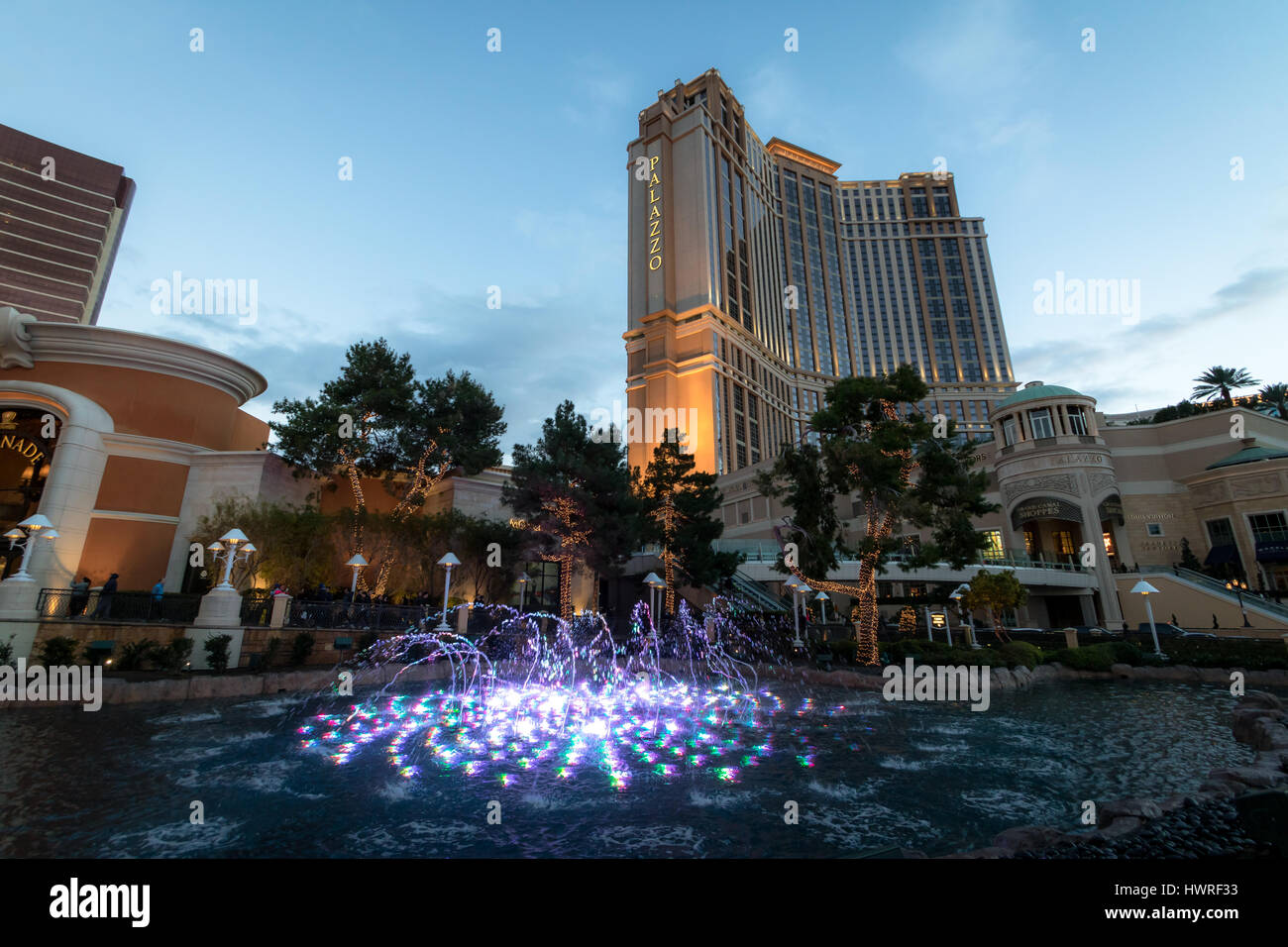 Palazzo Hotel und Casino bei Sonnenuntergang - Las Vegas, Nevada, USA Stockfoto