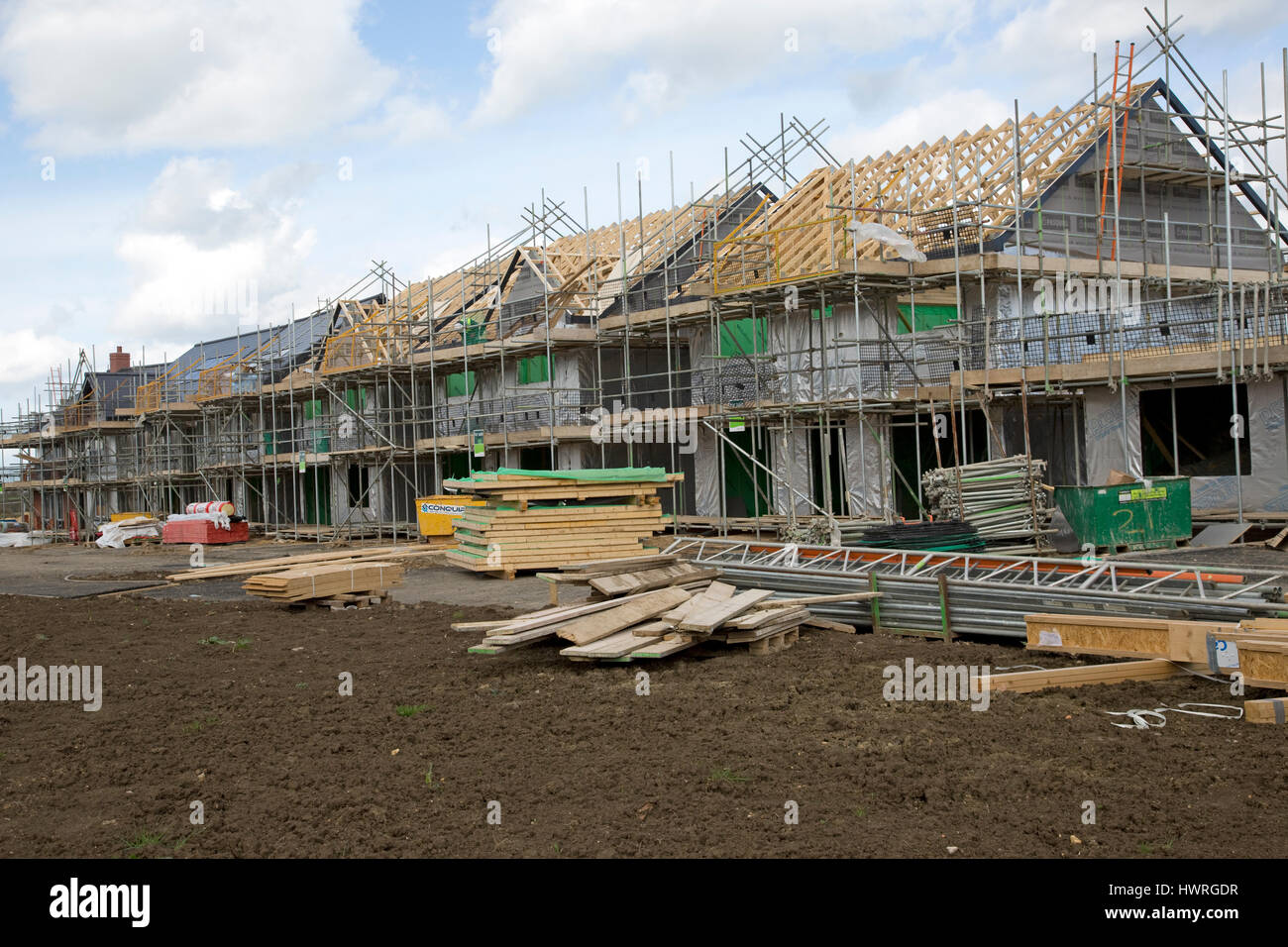 Neue moderne Häuser mit Solarzellen persimmon greenacres Bishops Cleeve Cheltenham uk Stockfoto