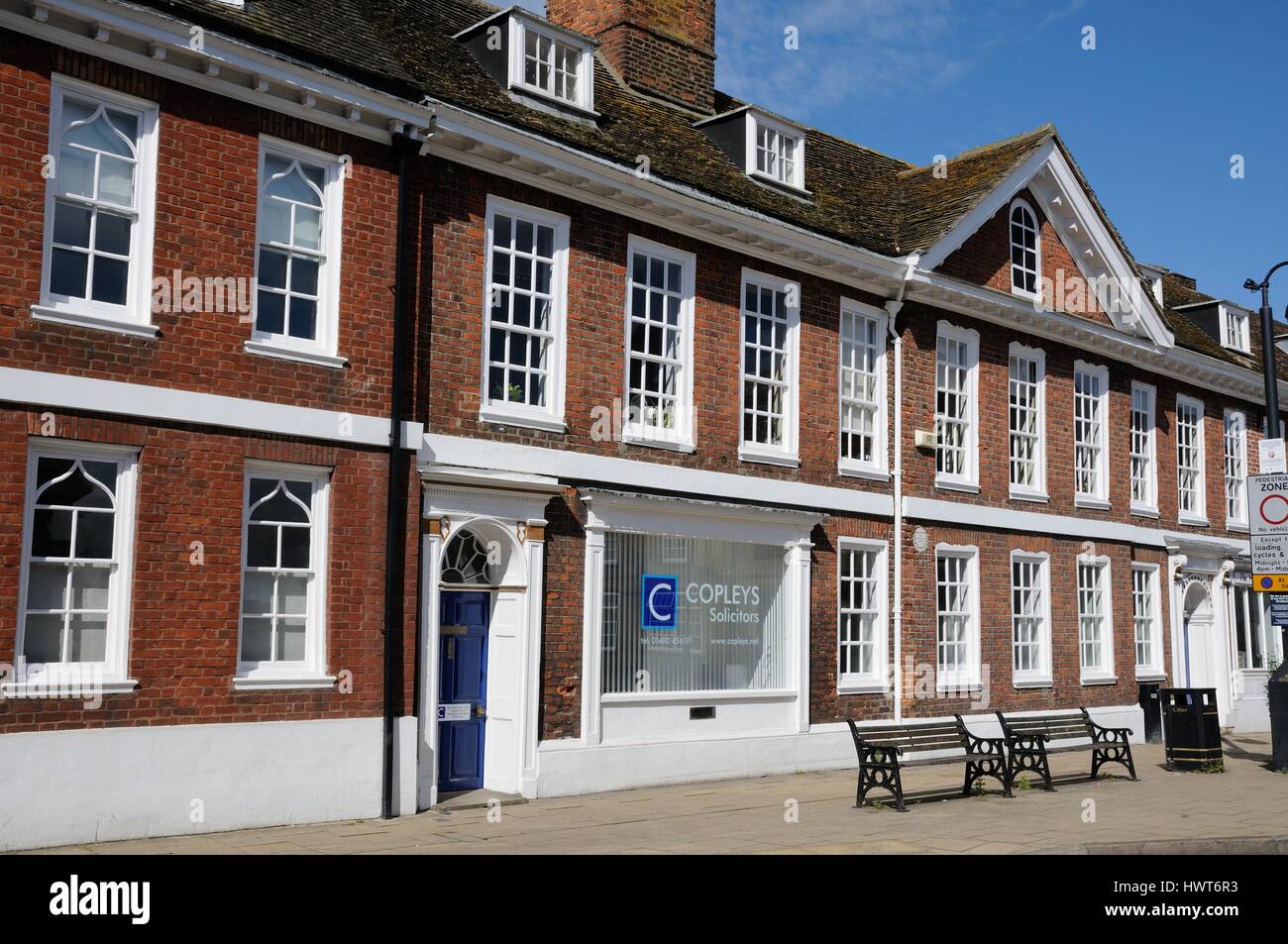 Cowper Haus, Huntingdon, Cambridgeshire, hat eine Front aus dem 18. Jahrhundert aber Hauses reicht bis ins 16. Jahrhundert. Hier lebte der Dichter William Cowper Stockfoto