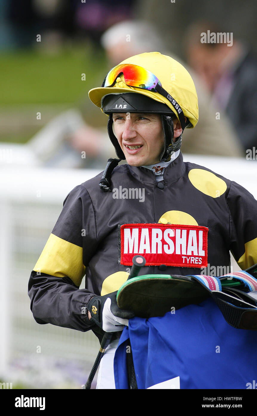 PJ MCDONALD JOCKEY JOCKEY YORK RACECOURSE YORK ENGLAND 12. Mai 2010 Stockfoto