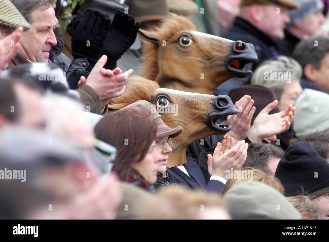 Pferd Kopf CHELTENHAM FESTIVAL 2006 CHELTENHAM RACECOURSE CHELTENHAM ENGLAND 17 März 2006 Stockfoto