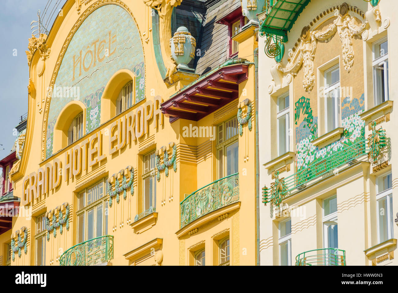 Prager Jugendstil, Detail des Art Nouveau Stil Grand Hotel Europa und Hotel Meran am Wenceslas Platz im Zentrum von Prag, Tschechische Republik. Stockfoto