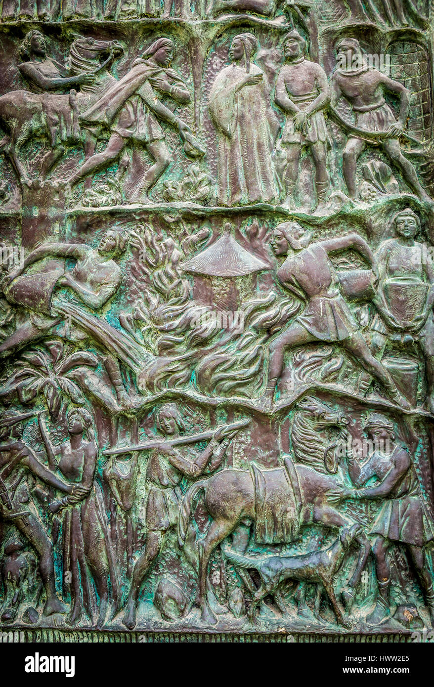 Hautnah auf eine geschnitzte Tür von Noto Kathedrale zum Heiligen Nikolaus von Myra in der Stadt Noto, Provinz von Syrakus auf Sizilien Insel in Italien Stockfoto