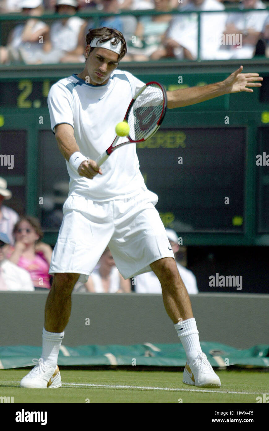 ROGER FEDERER Schweiz WIMBLEDON 22. Juni 2005 Stockfoto