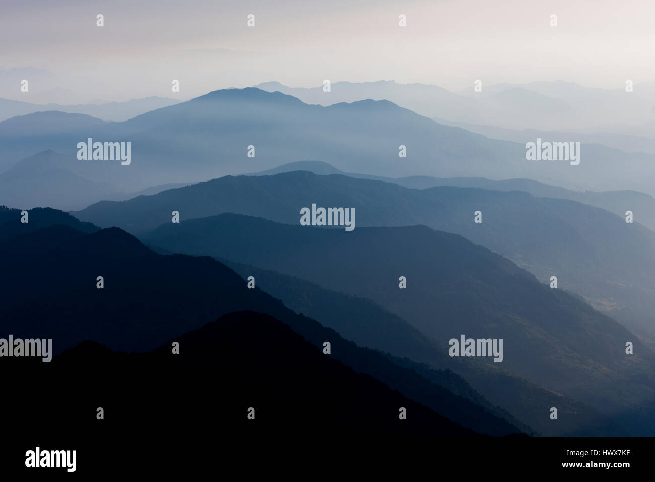 Schöne Skyscape während des Mardi Himal Nepal trek Stockfoto