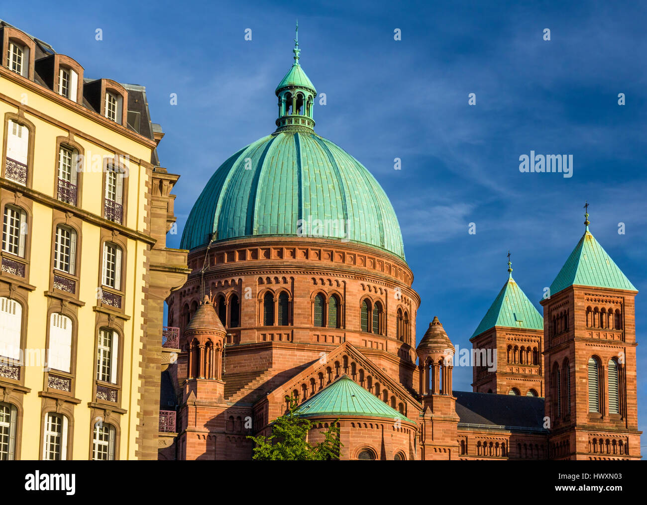Kirche saint pierre le jeune Fotos und Bildmaterial in hoher