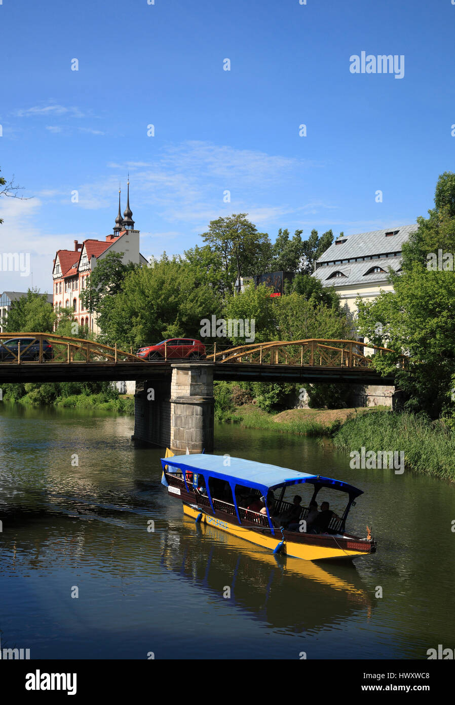 Touristische Bootsfahrt auf Muehlgraben Mlynowka, Oppeln, Schlesien, Polen, Europa Stockfoto
