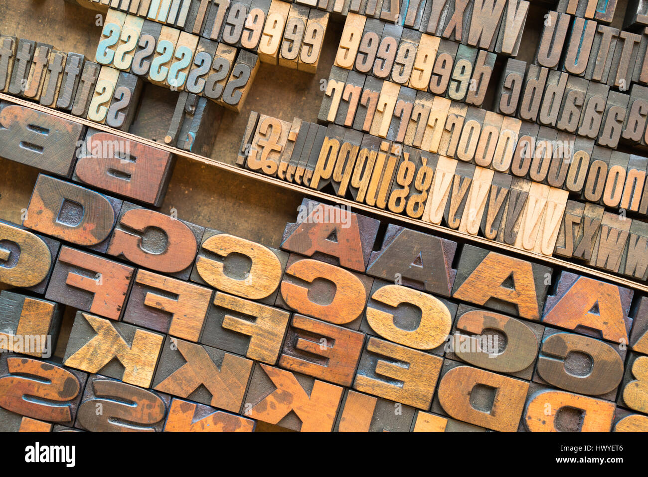 Holz-Block schreiben Presse Schriftzug in Makro-detail Stockfoto