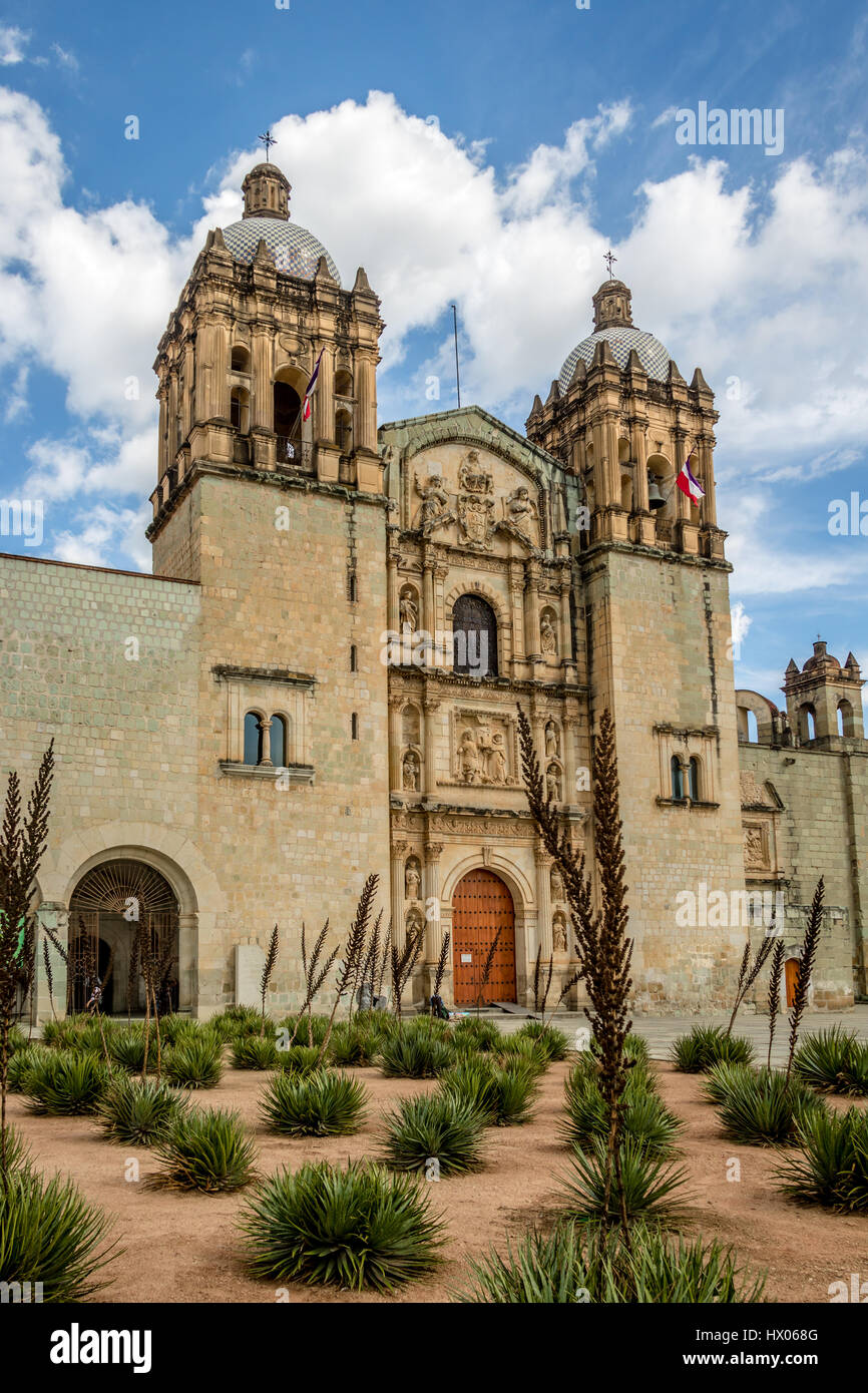 Kirche von Santo Domingo de Guzman - Oaxaca, Mexiko Stockfoto