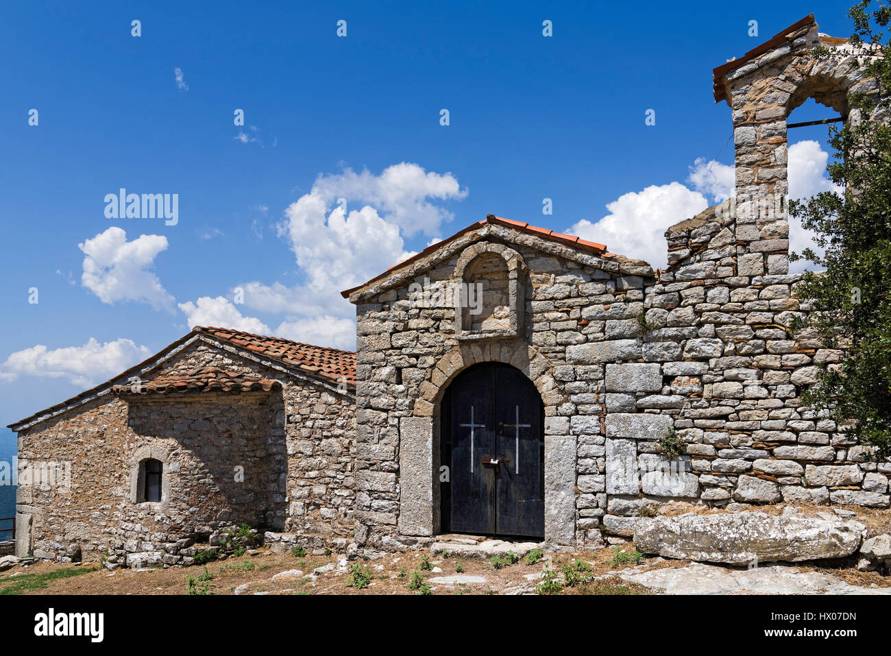 Blick auf das alte Kloster von Voulkano in Peloponnes, Griechenland Stockfoto