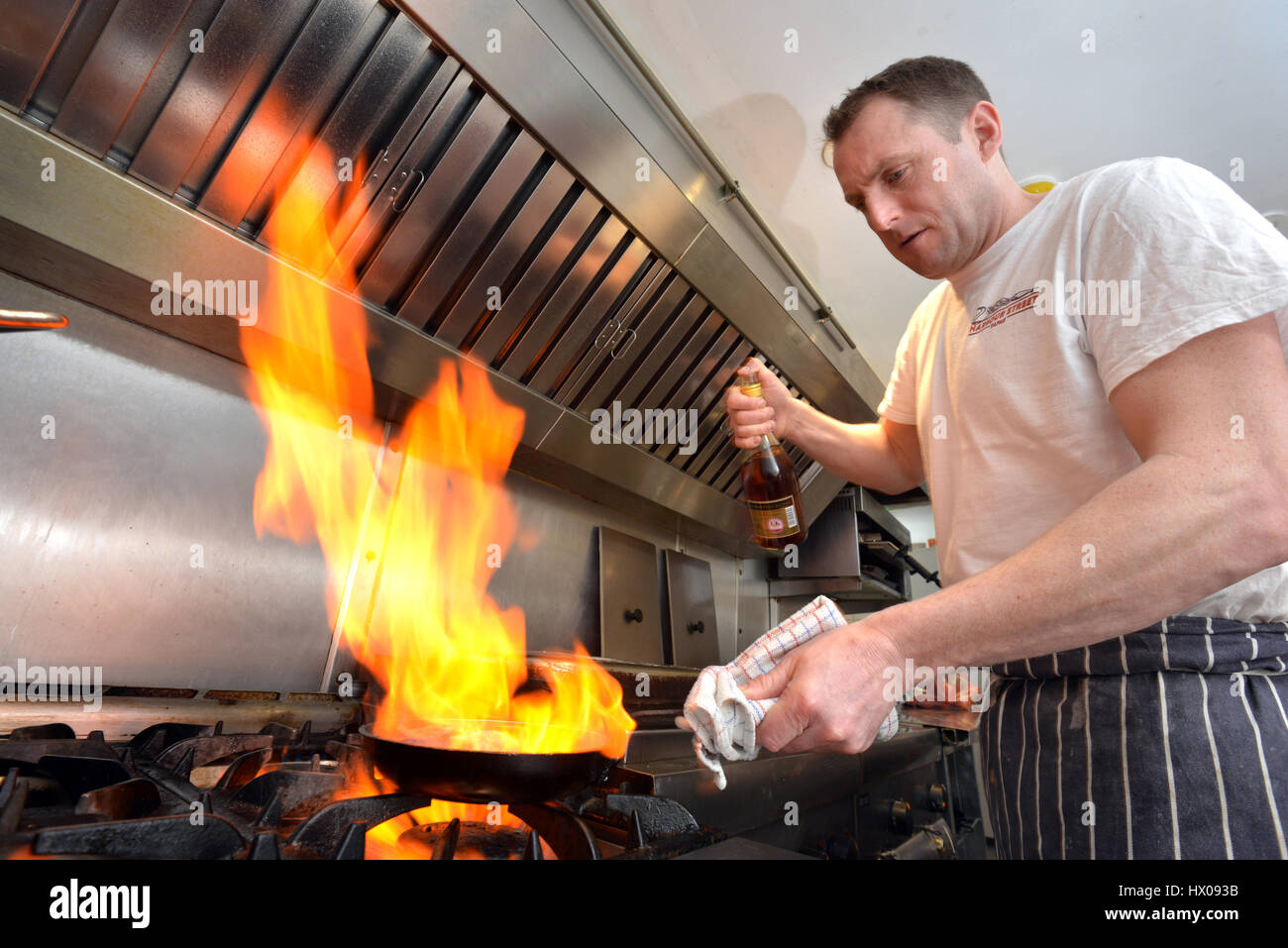 Chef bei Hafengasse Tapas, Whitstable Kent Stockfoto
