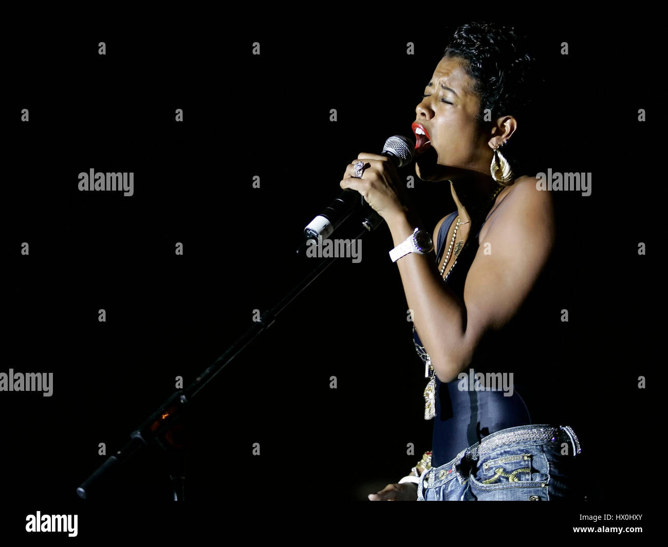 Kelis führt beim Power 106 Summer Splash hip Hop Konzert in Long Beach, CA am 19. August 2006.Photo Kredit: Francis Specker Stockfoto