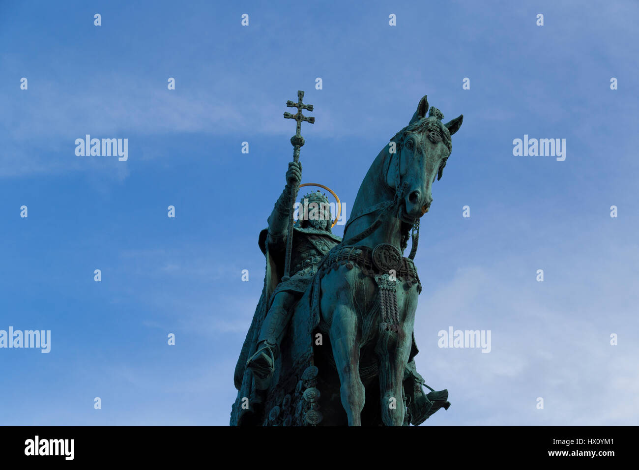 Statue von St. Stephan in Trinity Square in Budapest Ungarn Stockfoto