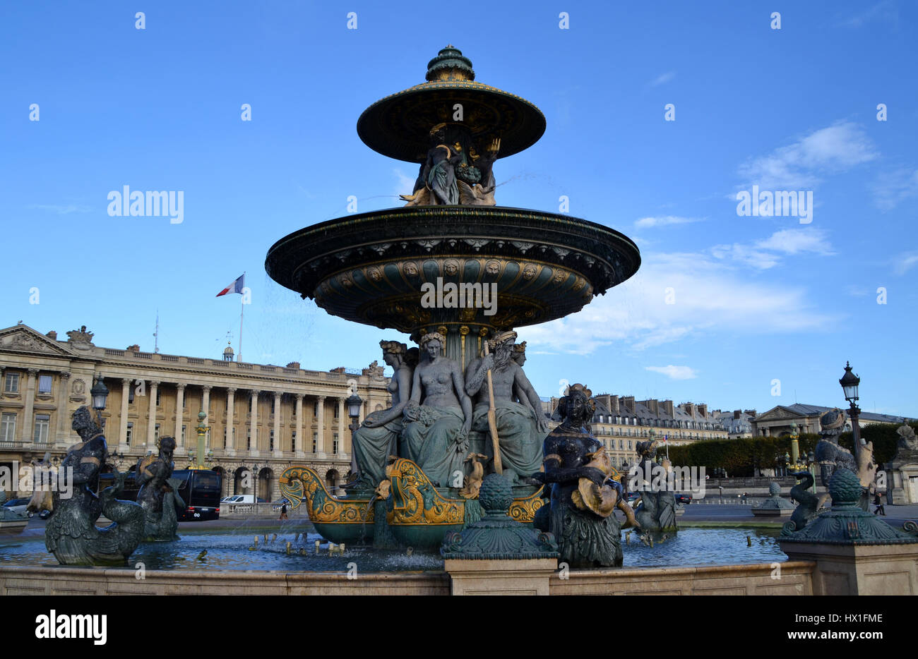 Brunnen auf der Place De La Concorde in Paris, Frankreich Stockfoto