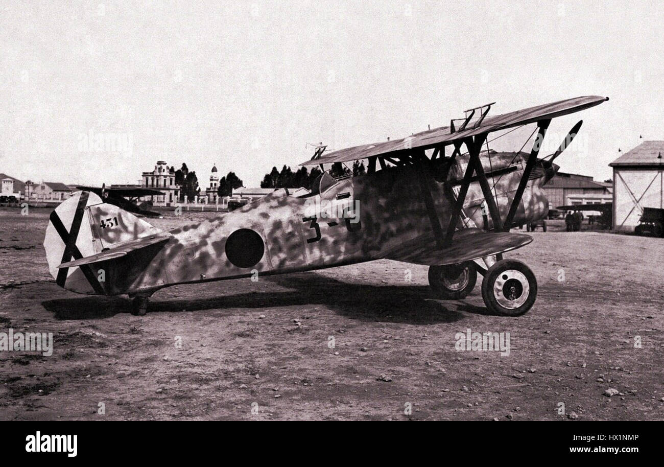 Die Fiat CR32 bis war ein italienischer Doppeldecker aus dem Zweiten Weltkrieg, der von der Aviazione Legionaria, der Luftwaffe des italienischen faschistischen Regimes, eingesetzt wurde. Das Flugzeug ist bekannt für seine Rolle bei verschiedenen militärischen Operationen während des Spanischen Bürgerkriegs. Stockfoto