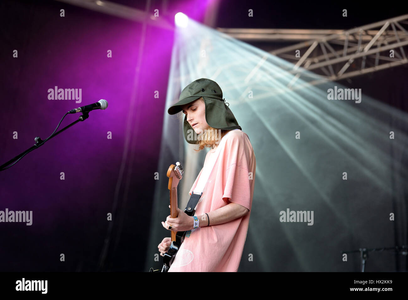 BARCELONA - 30 Mai: Diiv (Band) führt auf Primavera Sound Festival 2015 am 30. Mai 2015 in Barcelona, Spanien. Stockfoto