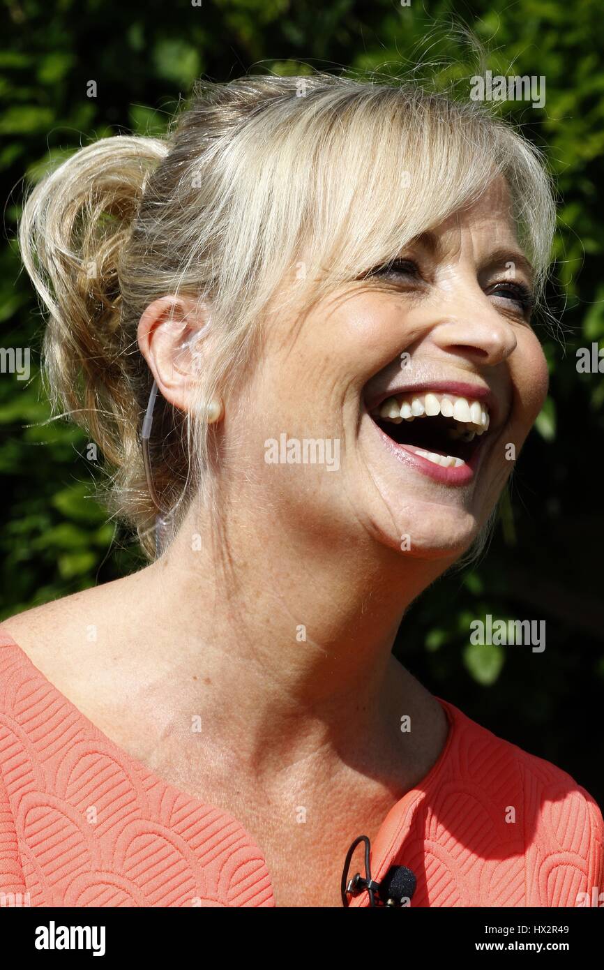 CAROL KIRKWOOD BBC WETTERMODERATORIN Der ALL ENGLAND TENNIS CLUB