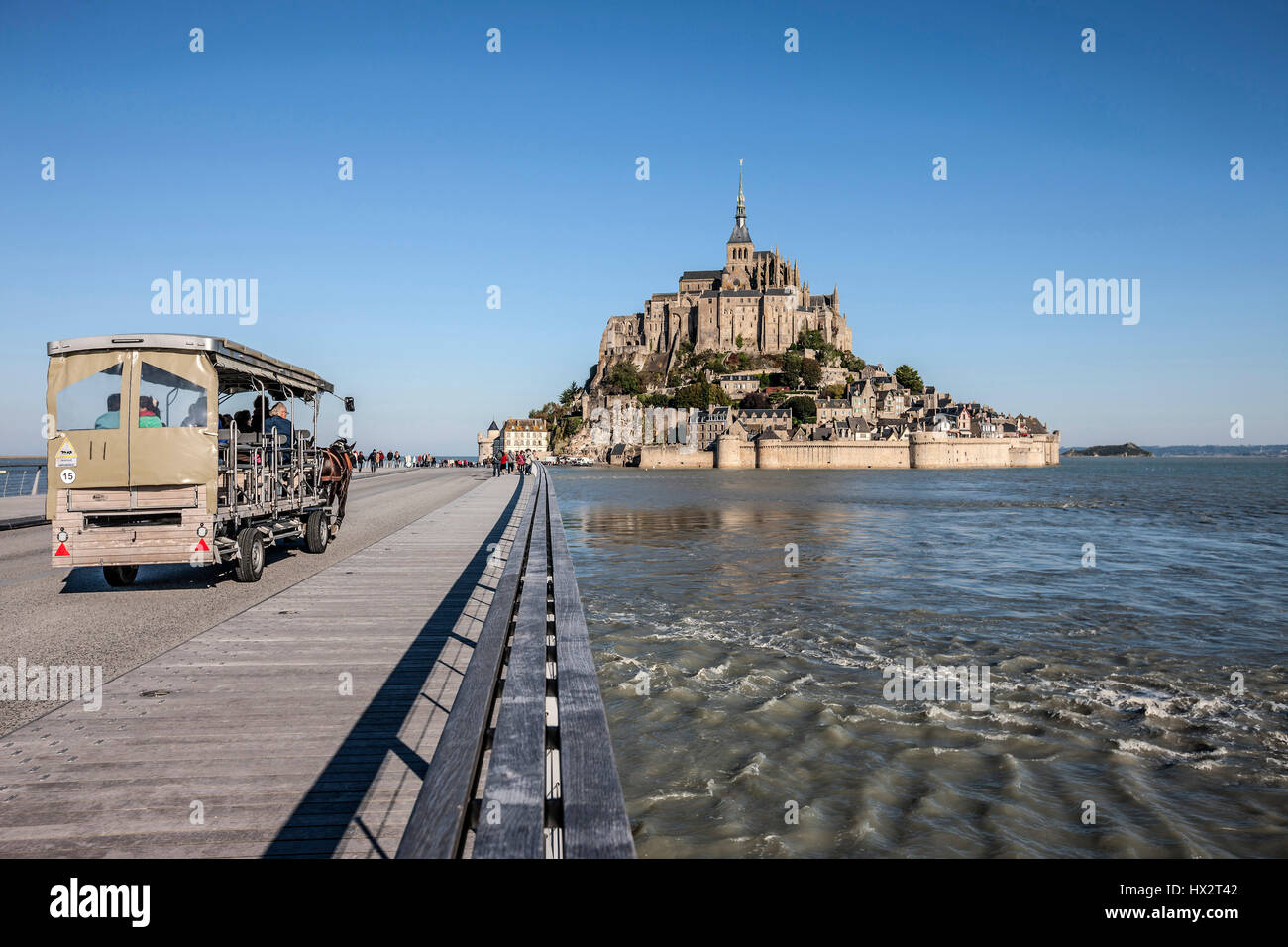 Mont Saint-Michel (Mont Saint Michel), Normandie, Nordwest-Frankreich: herbstlichen Flut Stockfoto