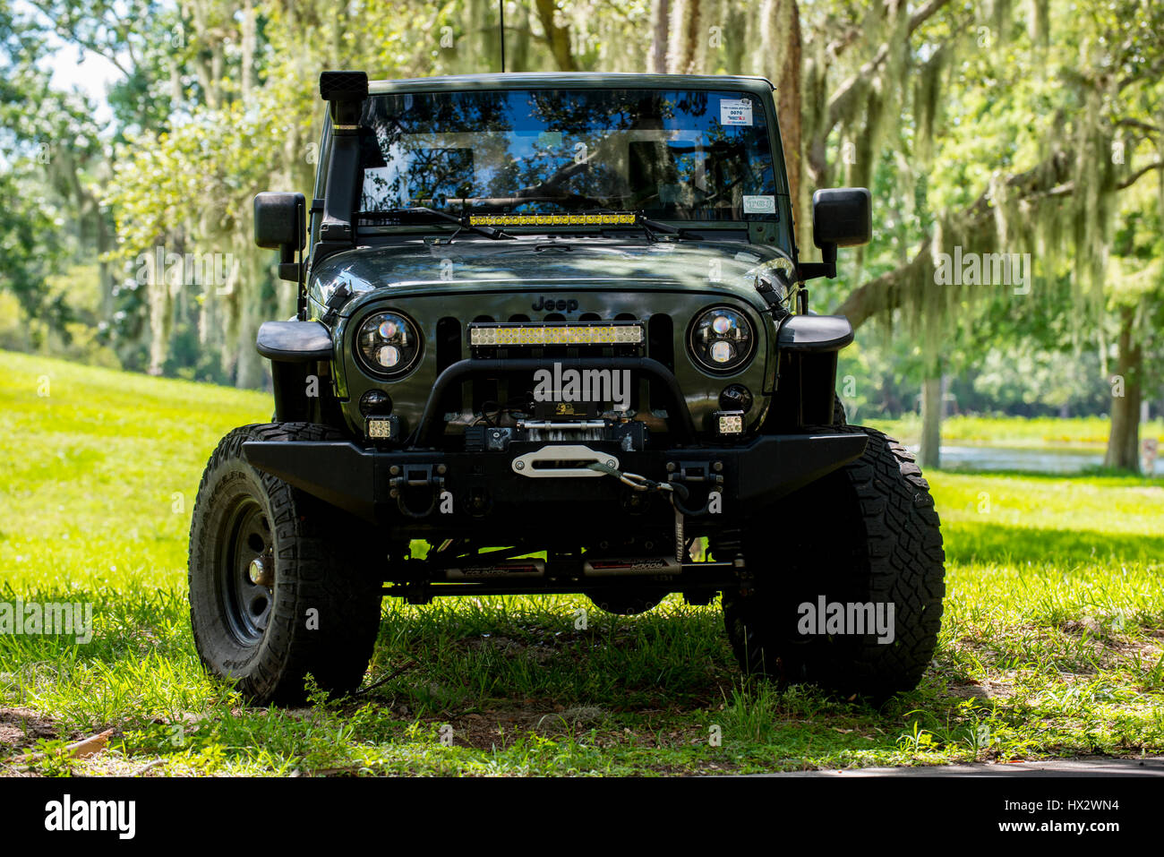Jeep Modifiziert Stockfotos Und Bilder Kaufen Alamy