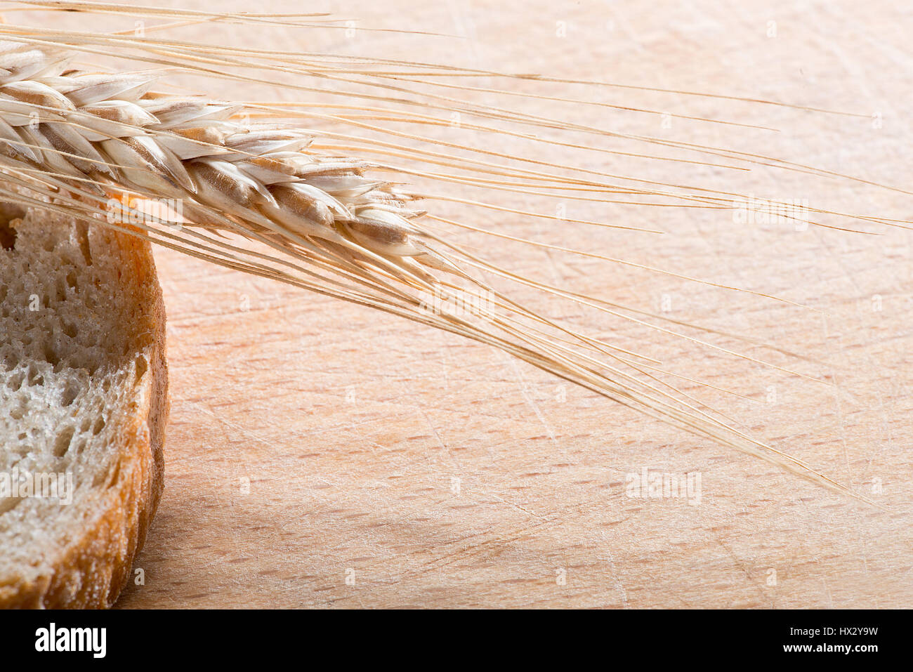 Detail des Weizens auf die Brotscheibe Stockfoto